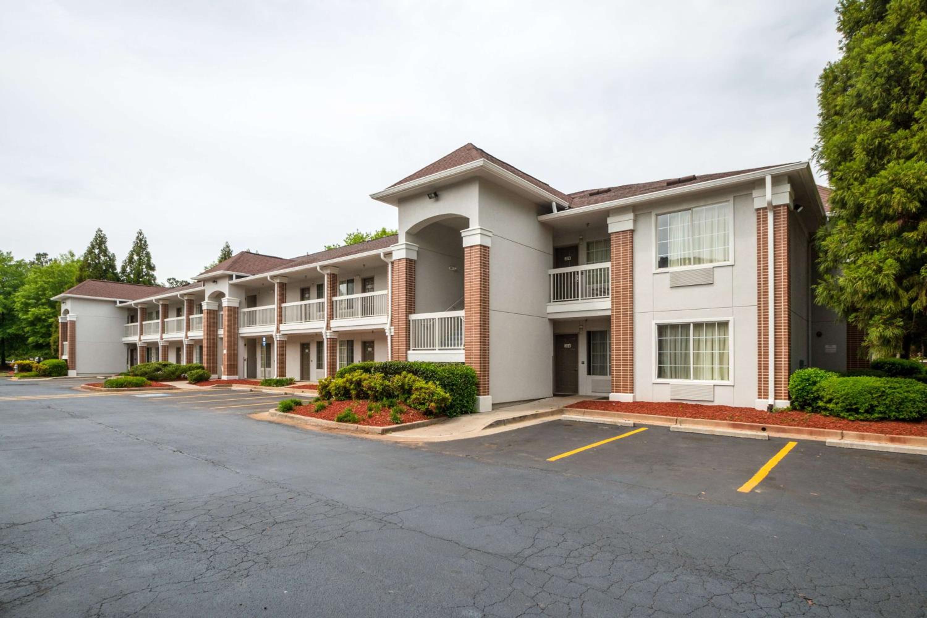 Studio 6 Extended Stay - Roswell, GA - Atlanta