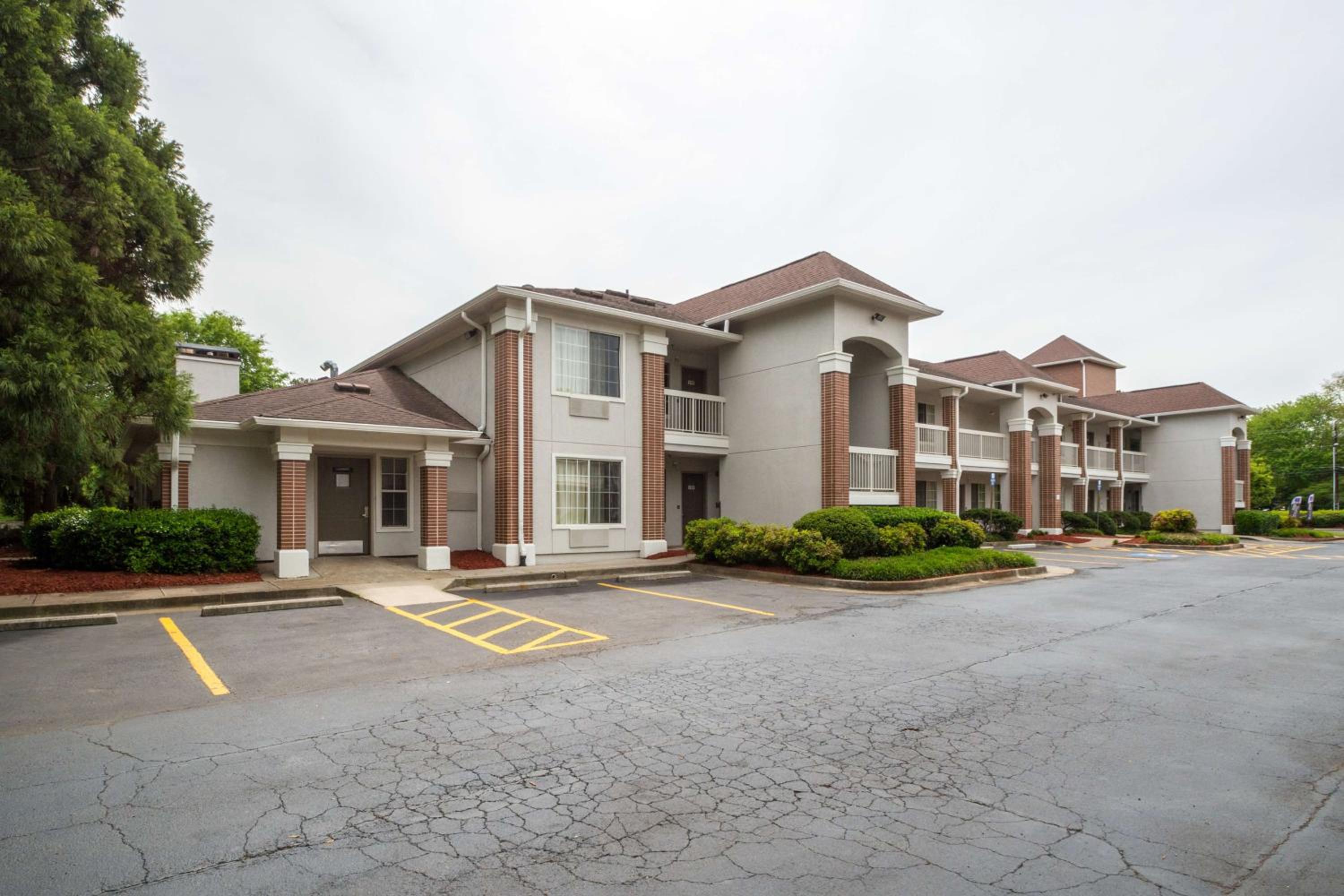 Studio 6 Extended Stay - Roswell, GA - Atlanta