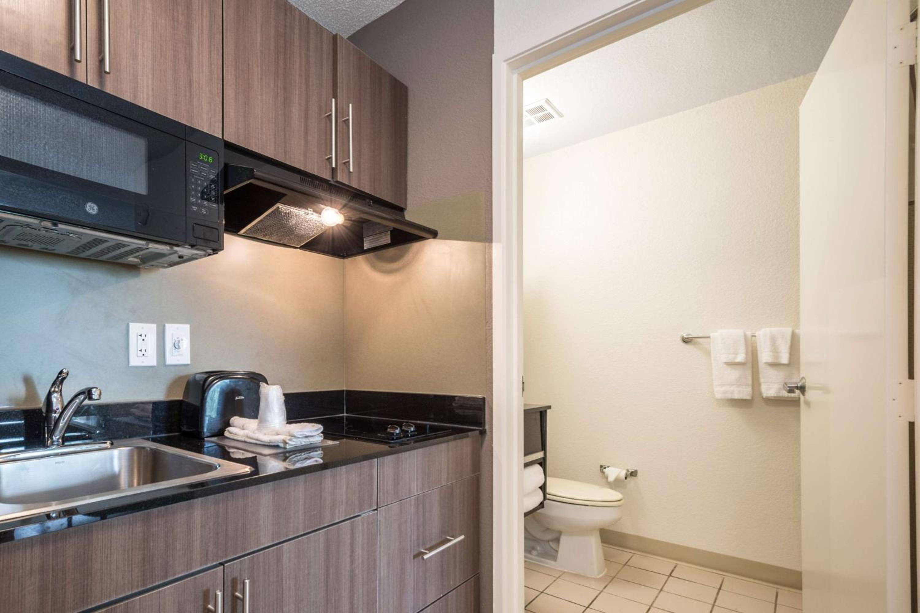 Studio 6 Extended Stay - Roswell, GA - Atlanta