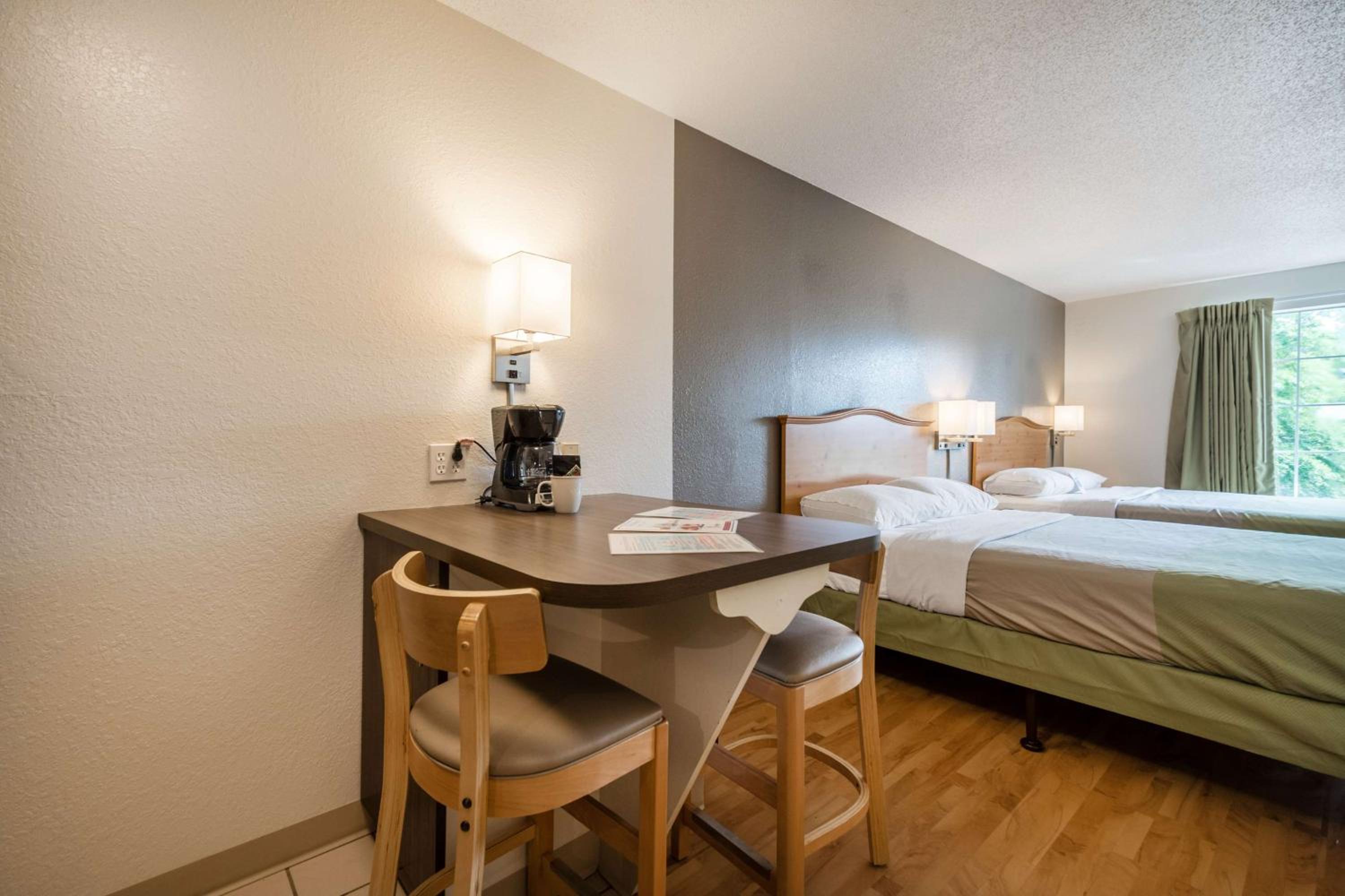 Studio 6 Extended Stay - Roswell, GA - Atlanta