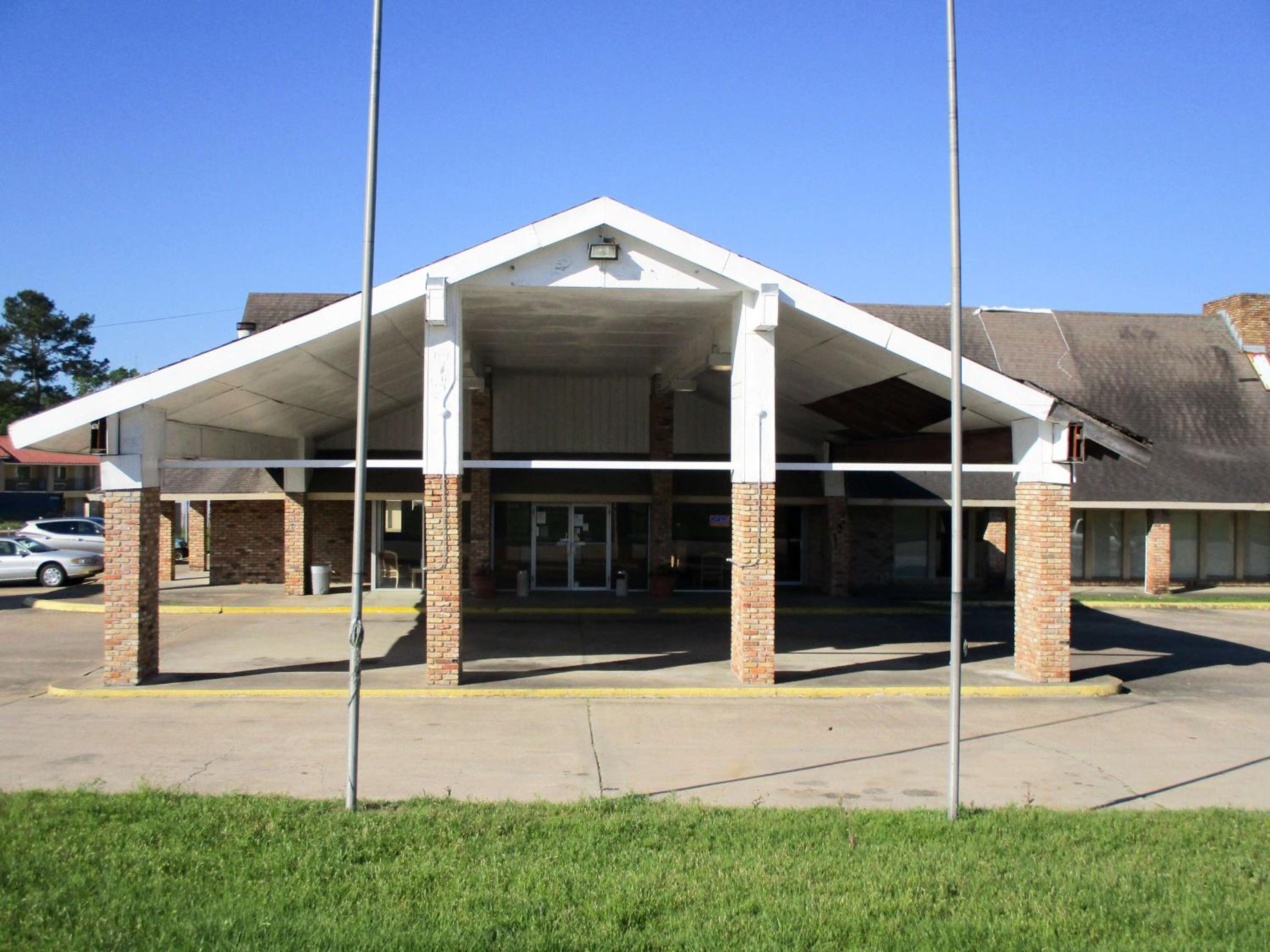 Huntsville Vacations - Studio 6-Huntsville, TX - Property Image 10