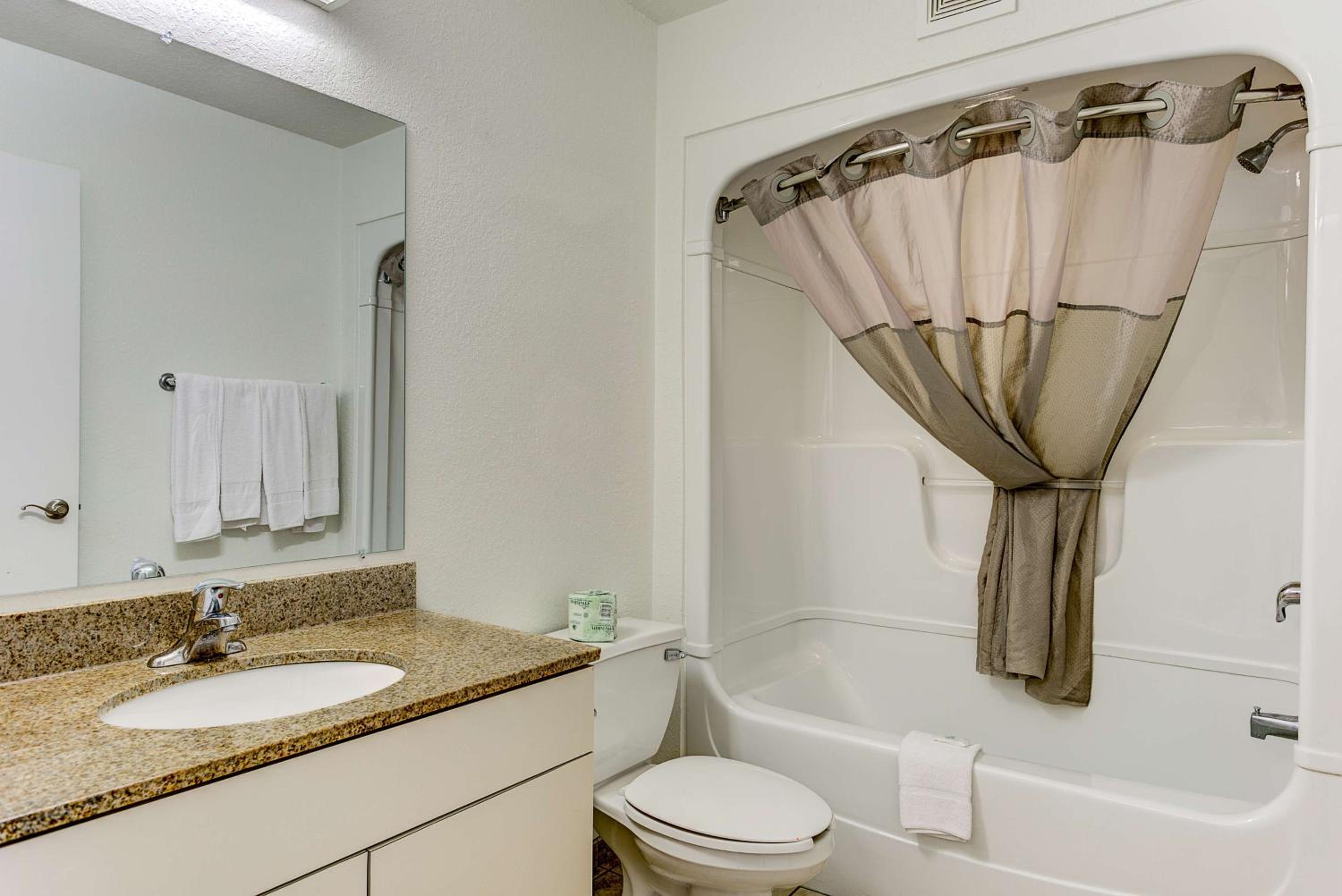 Studio 6 Extended Stay - Kissimmee, FL - Orlando