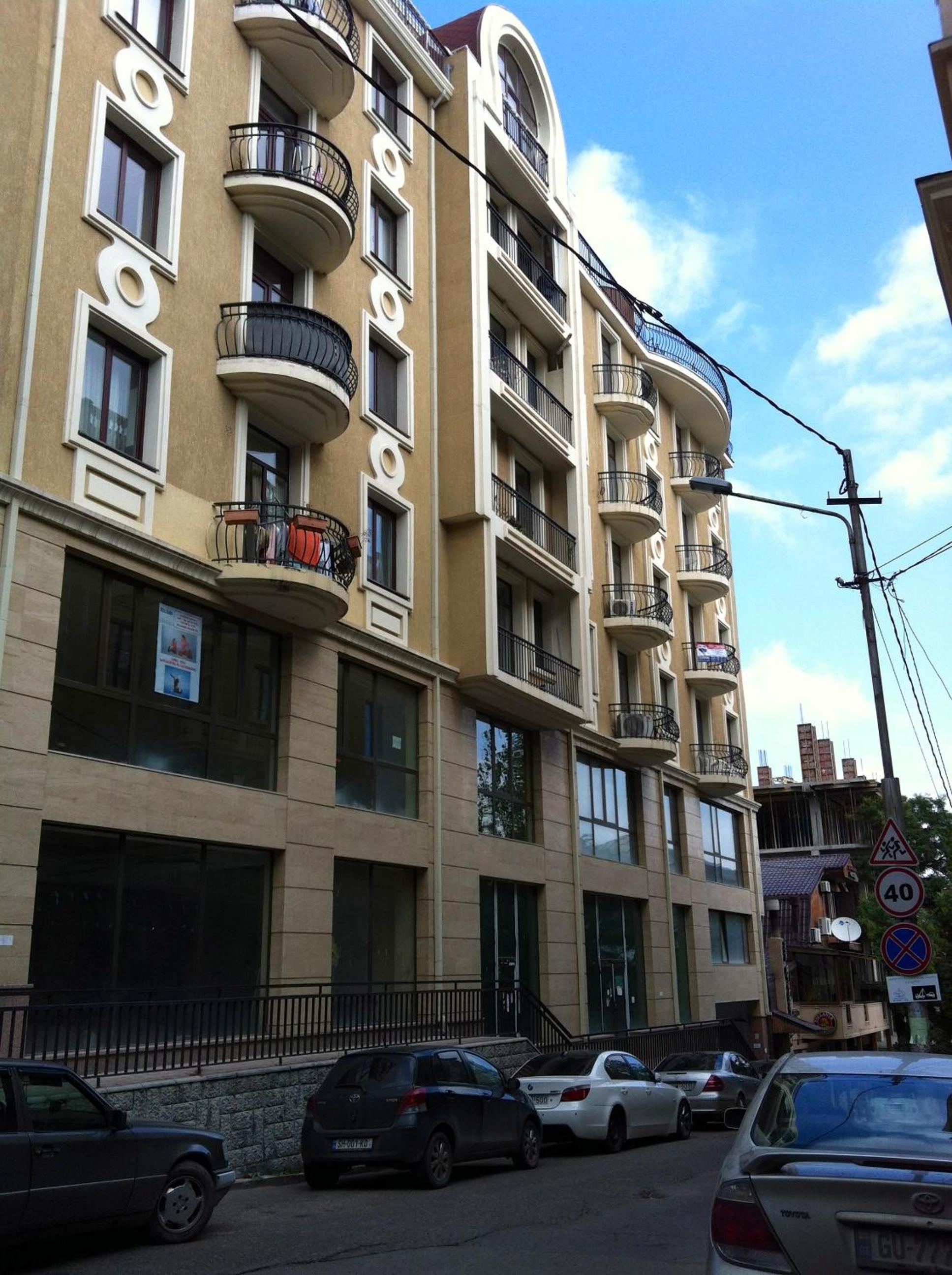 Photo 12