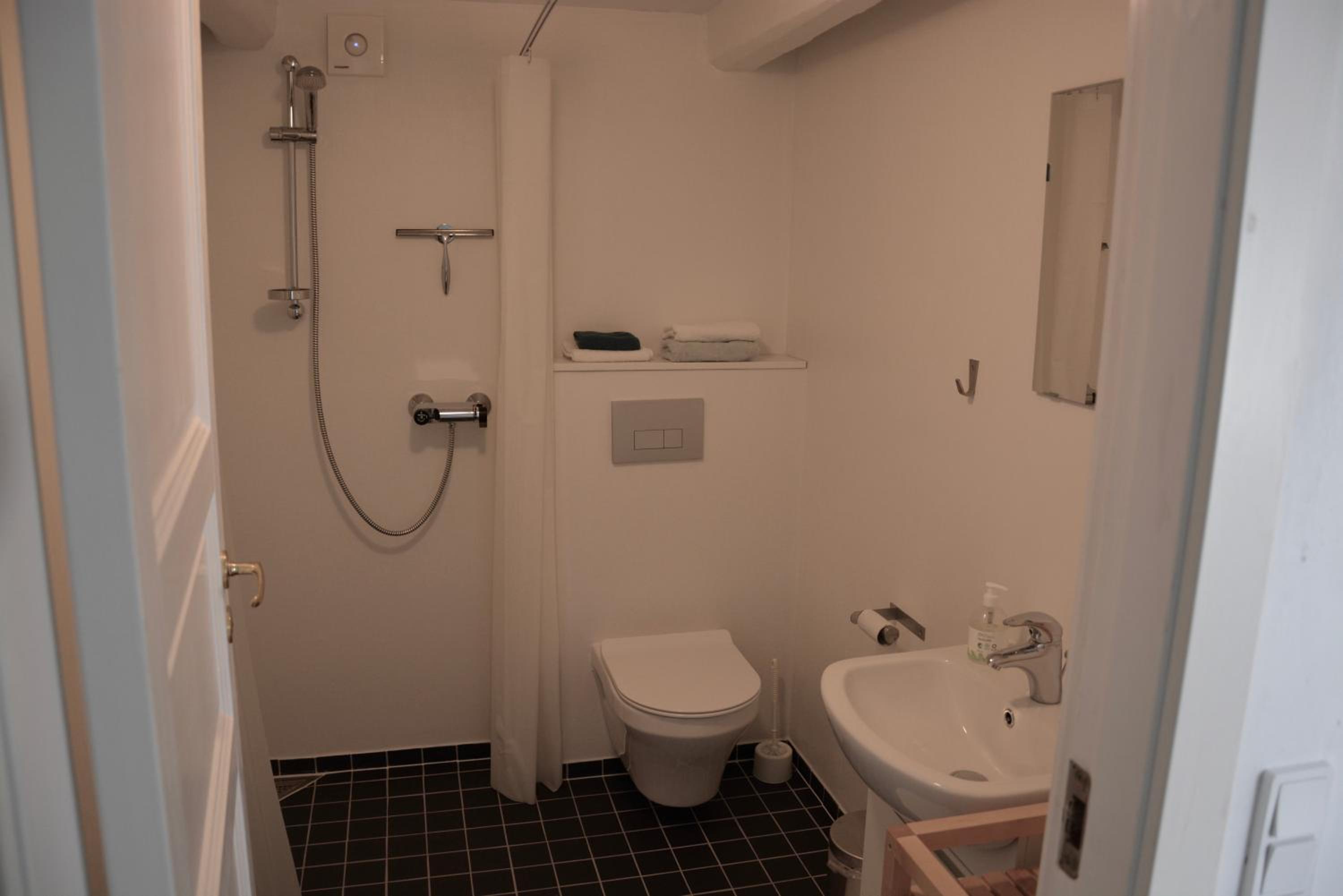 Photo 40