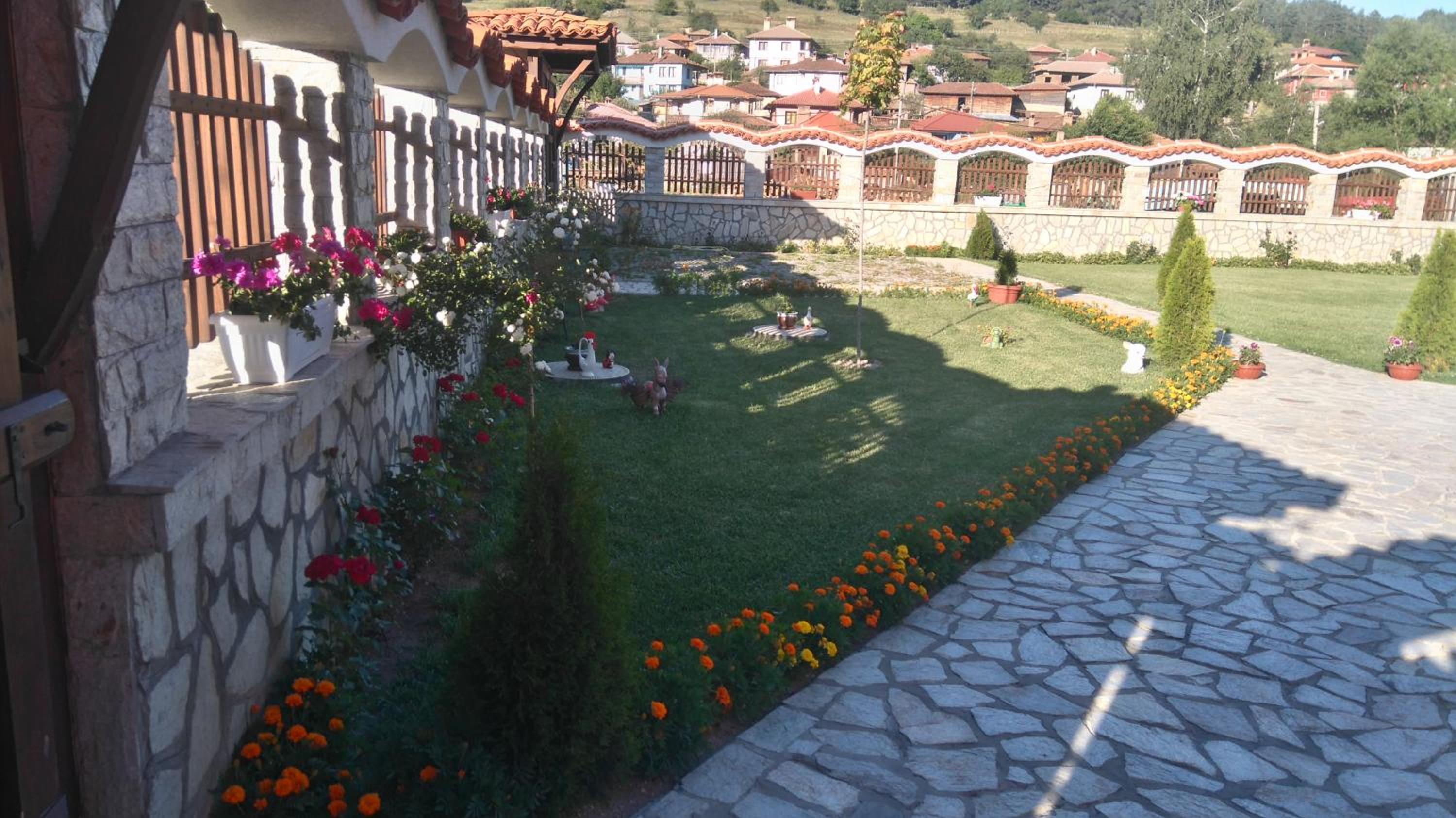 Guest House H Dzhogolanov