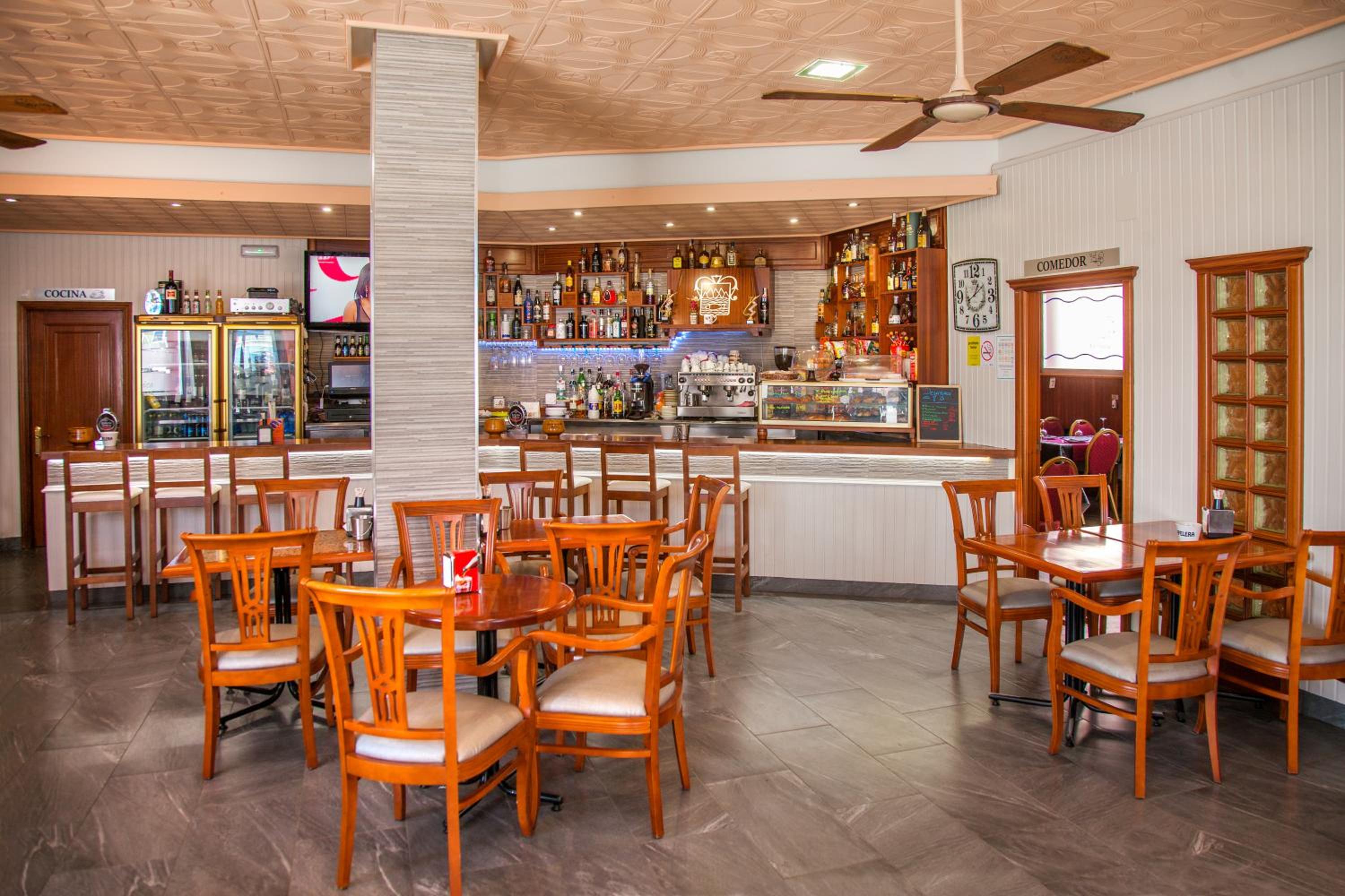 Pension Restaurante Cantábrico view 3