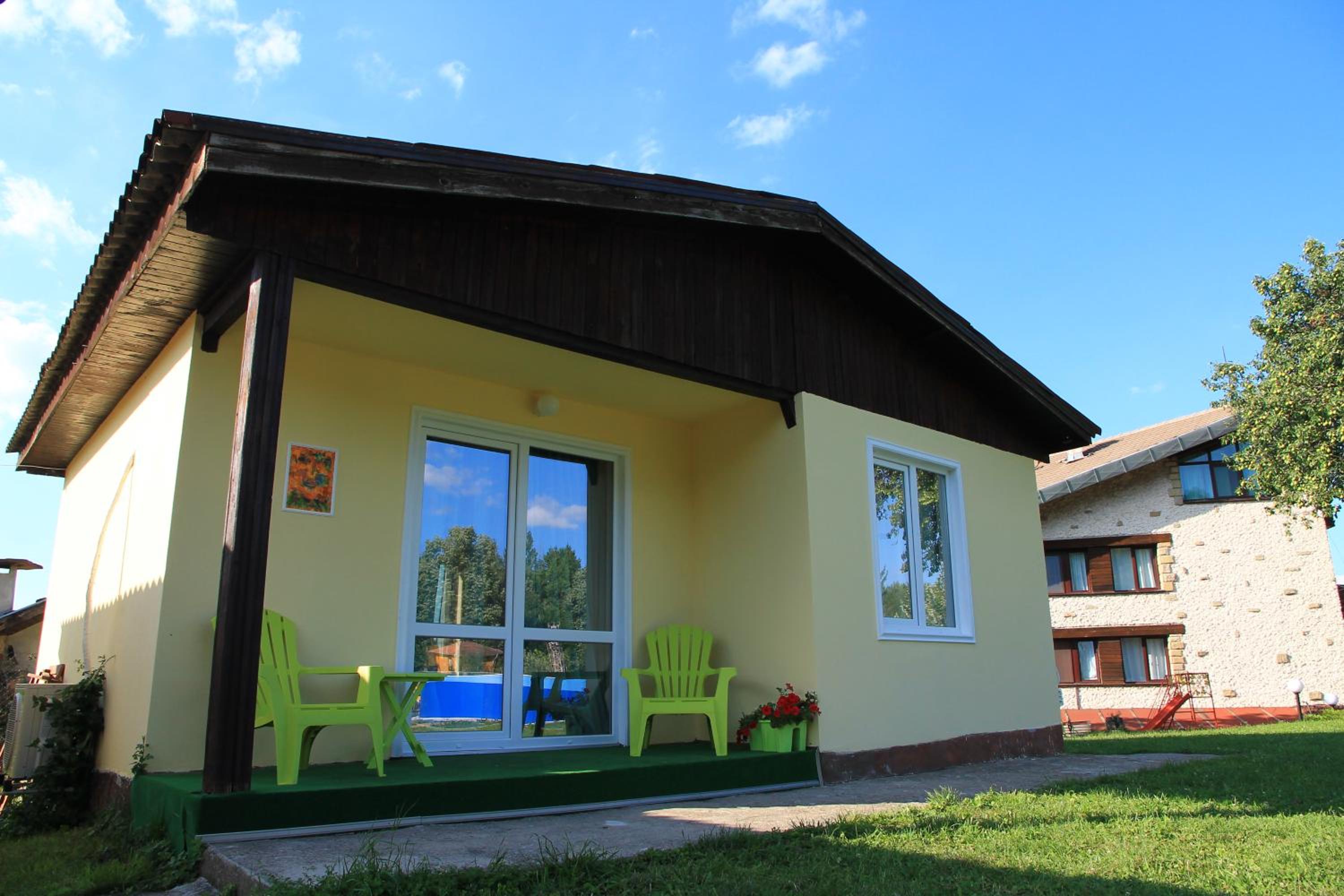 Daskalov Bungalows