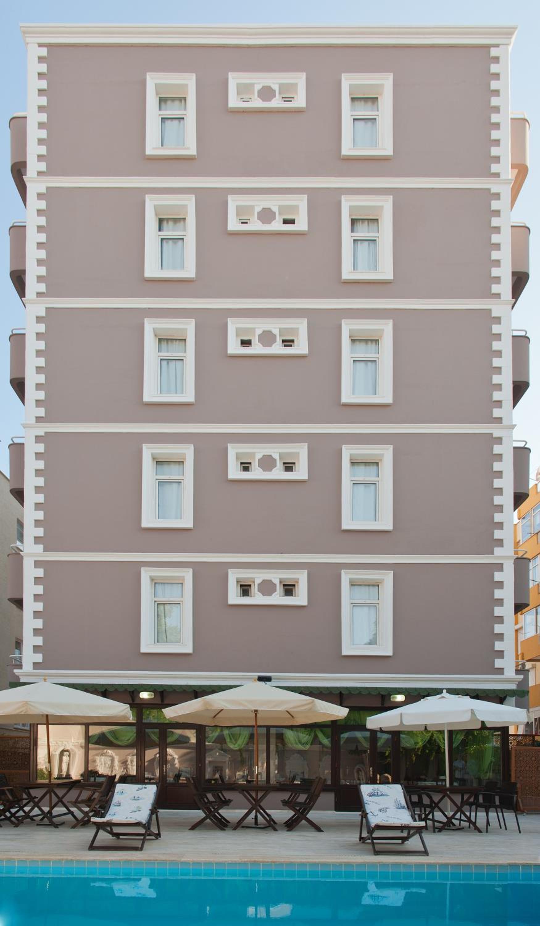 Triana Hotel - Image 13