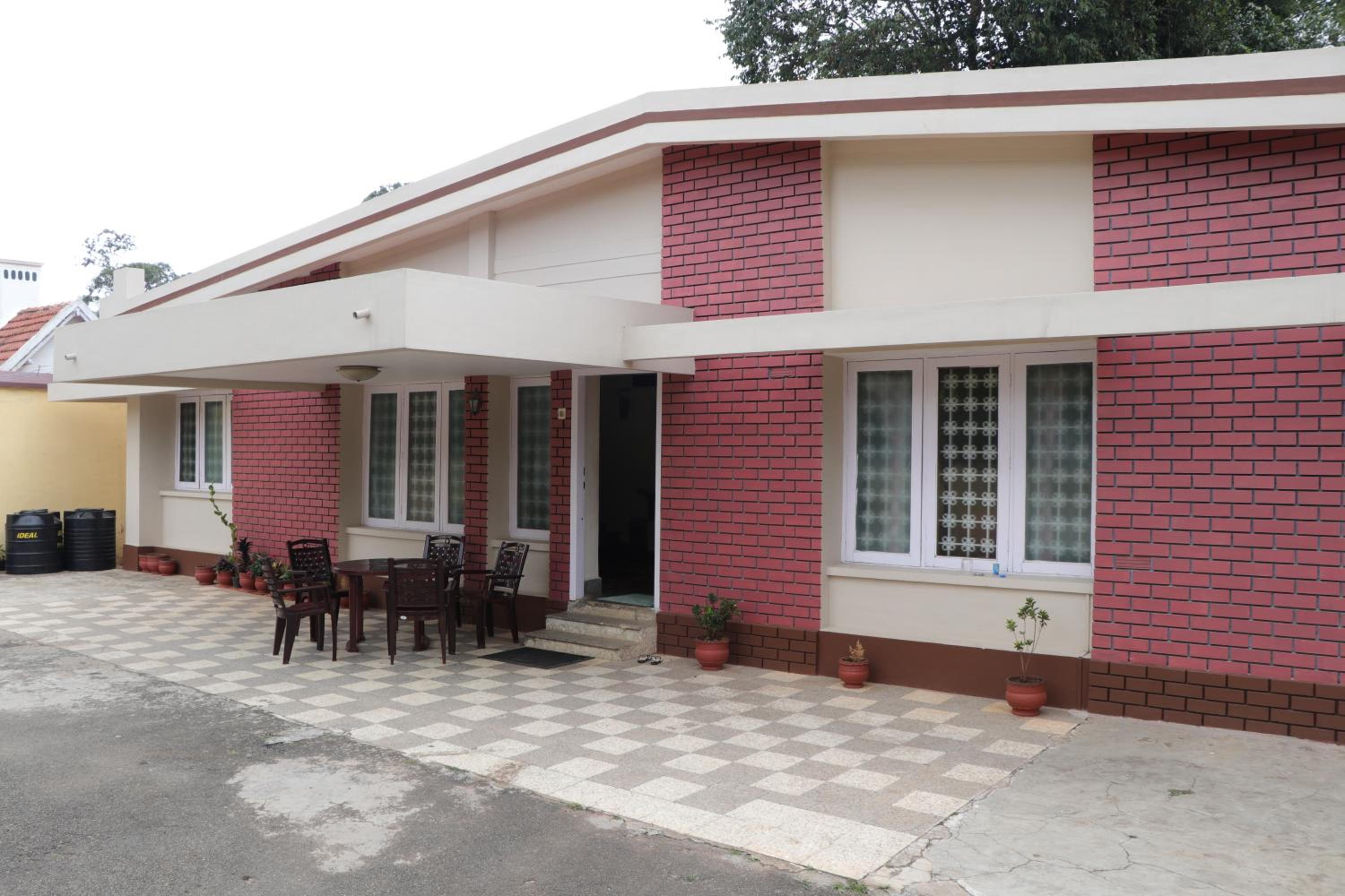 Park corner Home stay