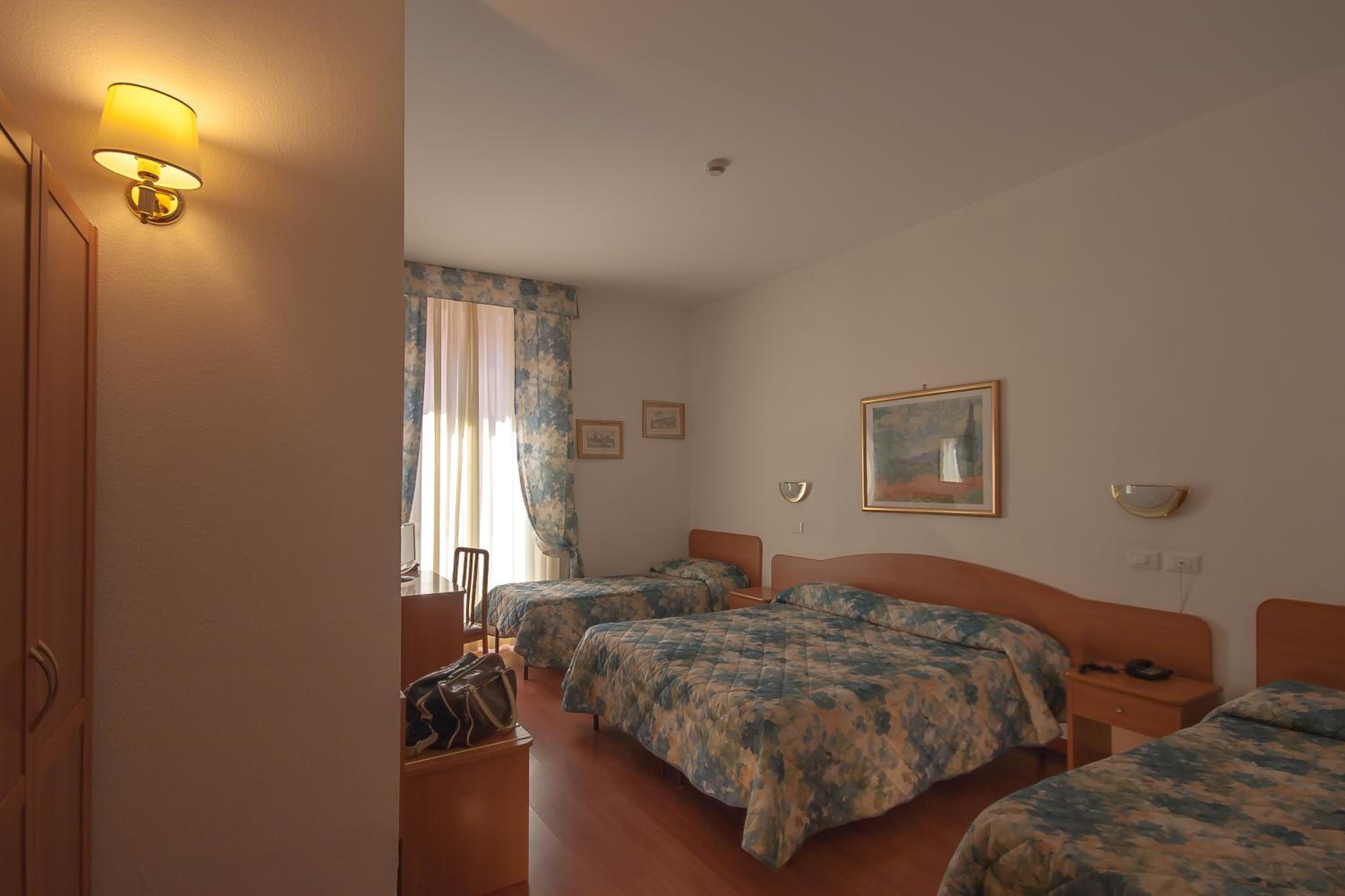 Hotel Tirreno 3