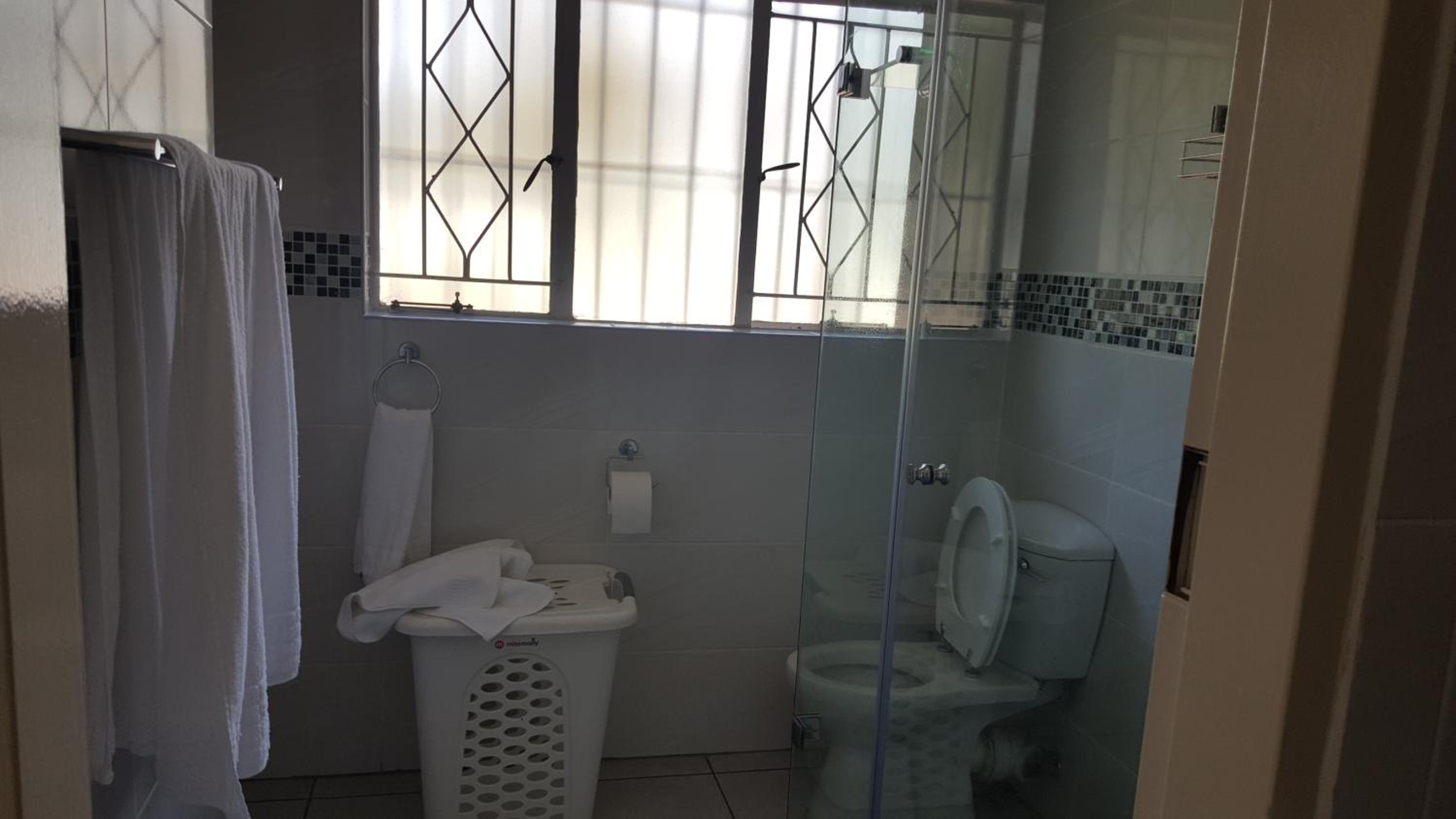 8 Ibis Lane Guest House