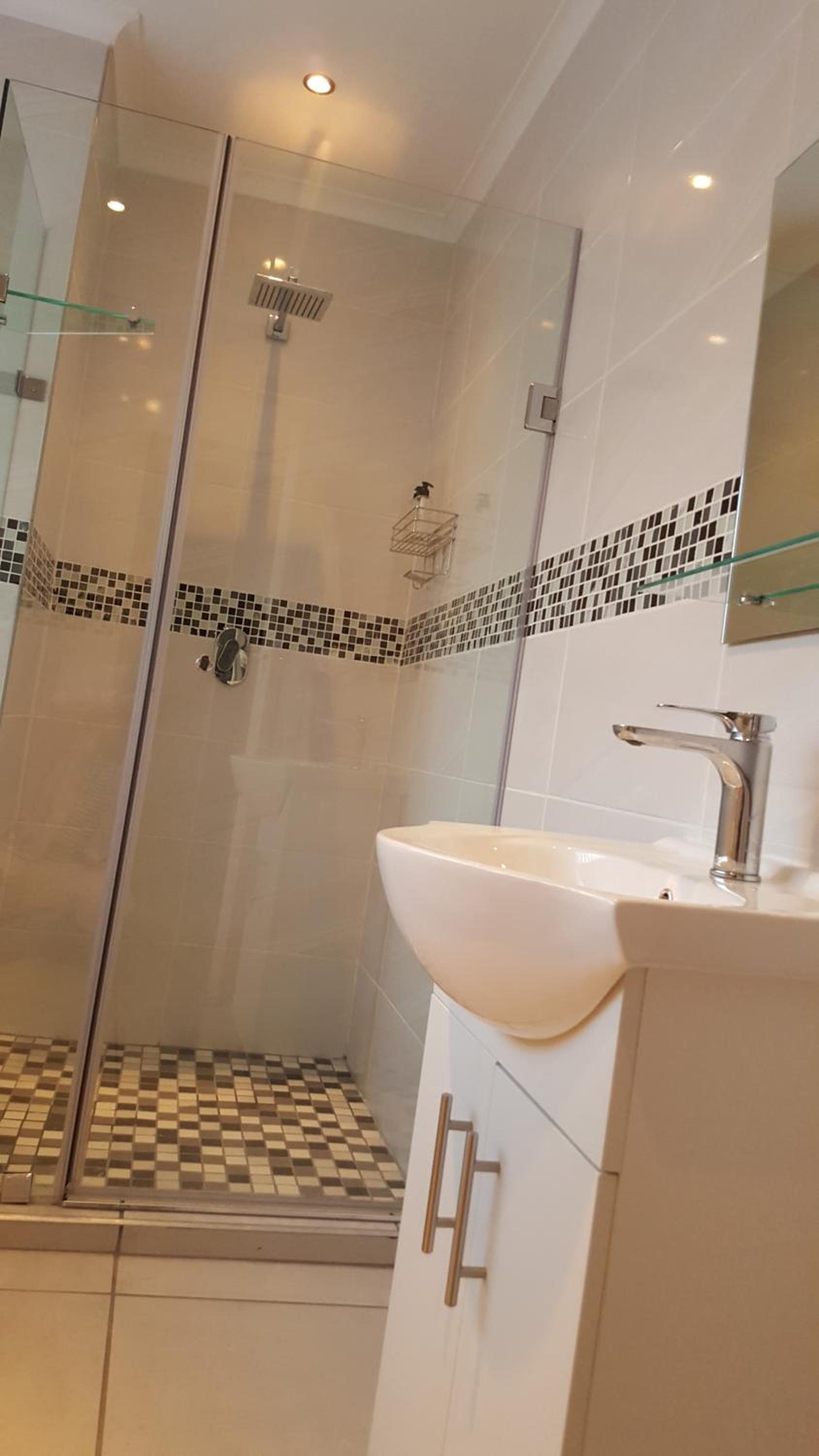 8 Ibis Lane Guest House