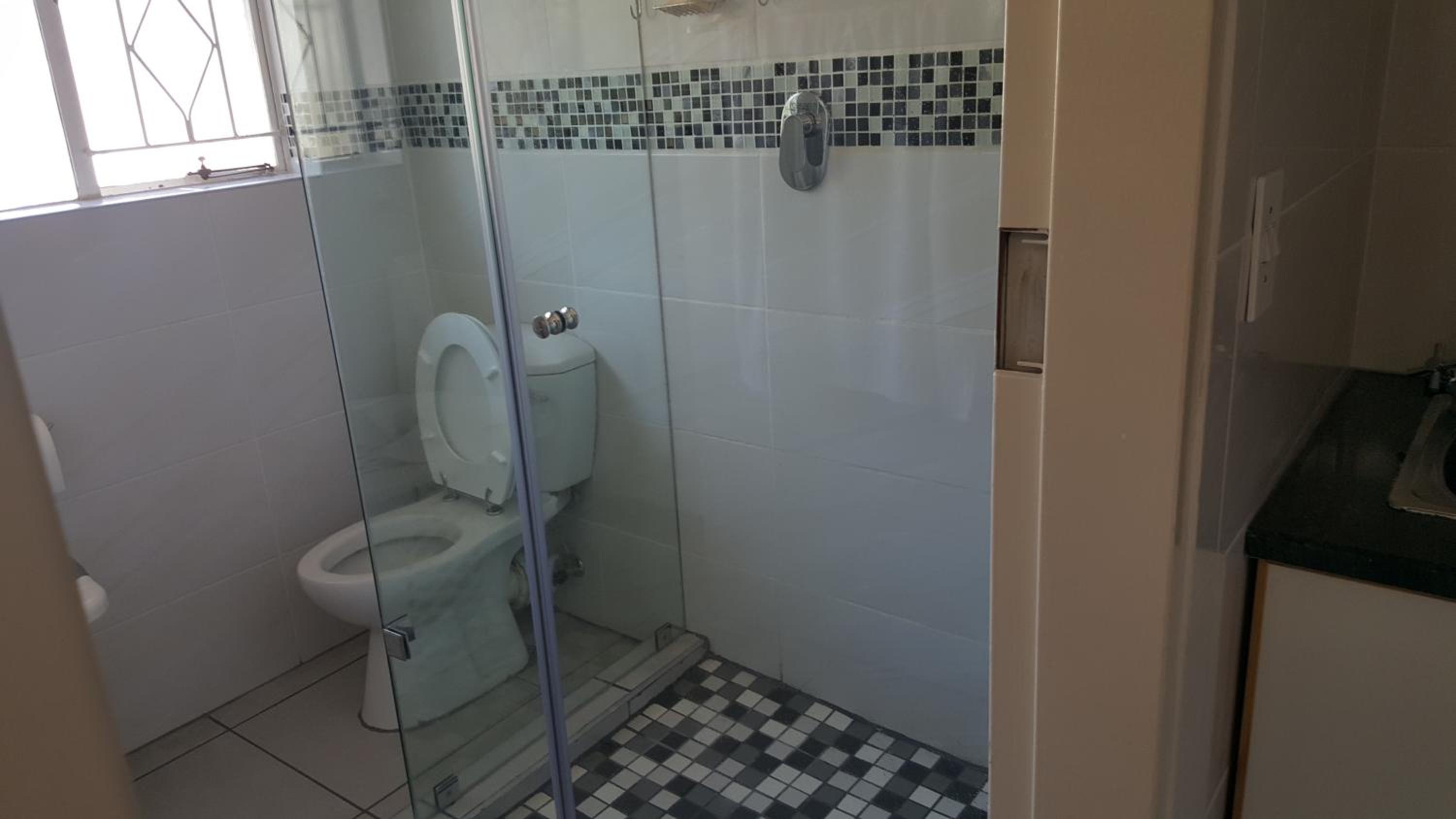 8 Ibis Lane Guest House