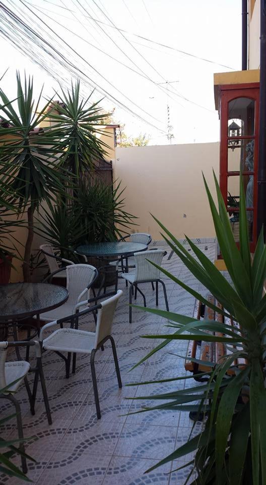 Hostal Casa Amarilla San Vicente de Tagua Tagua