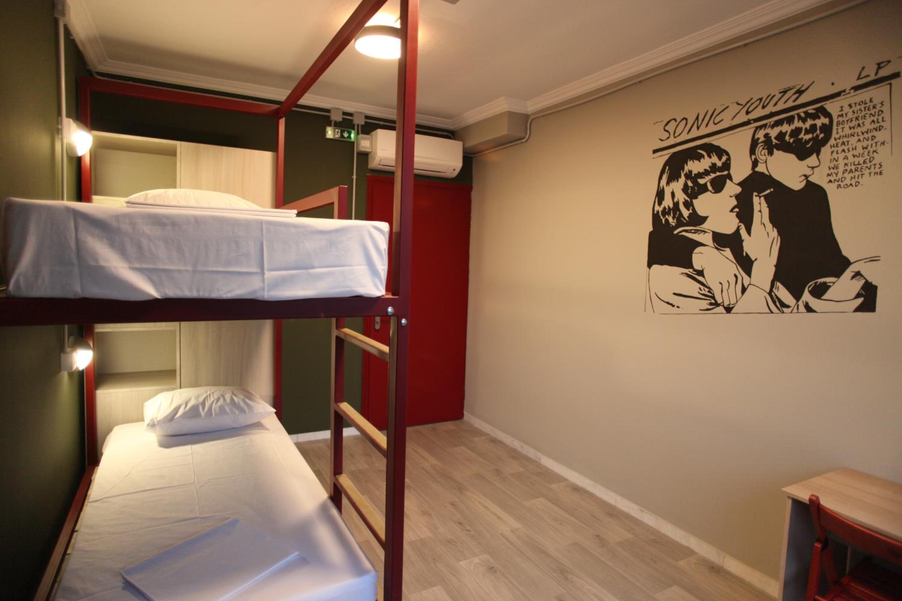 Photo 31