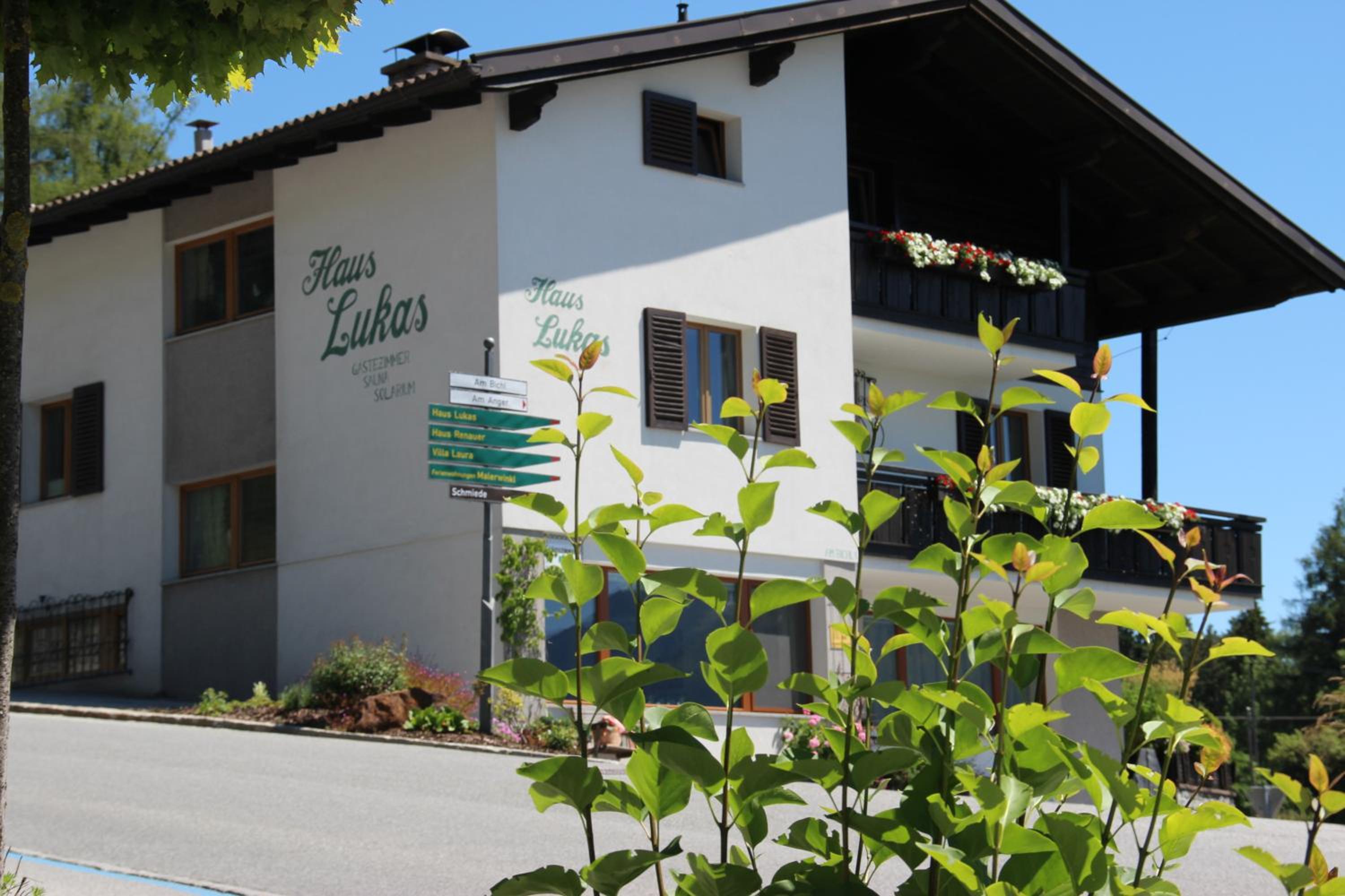 Vista Apartments