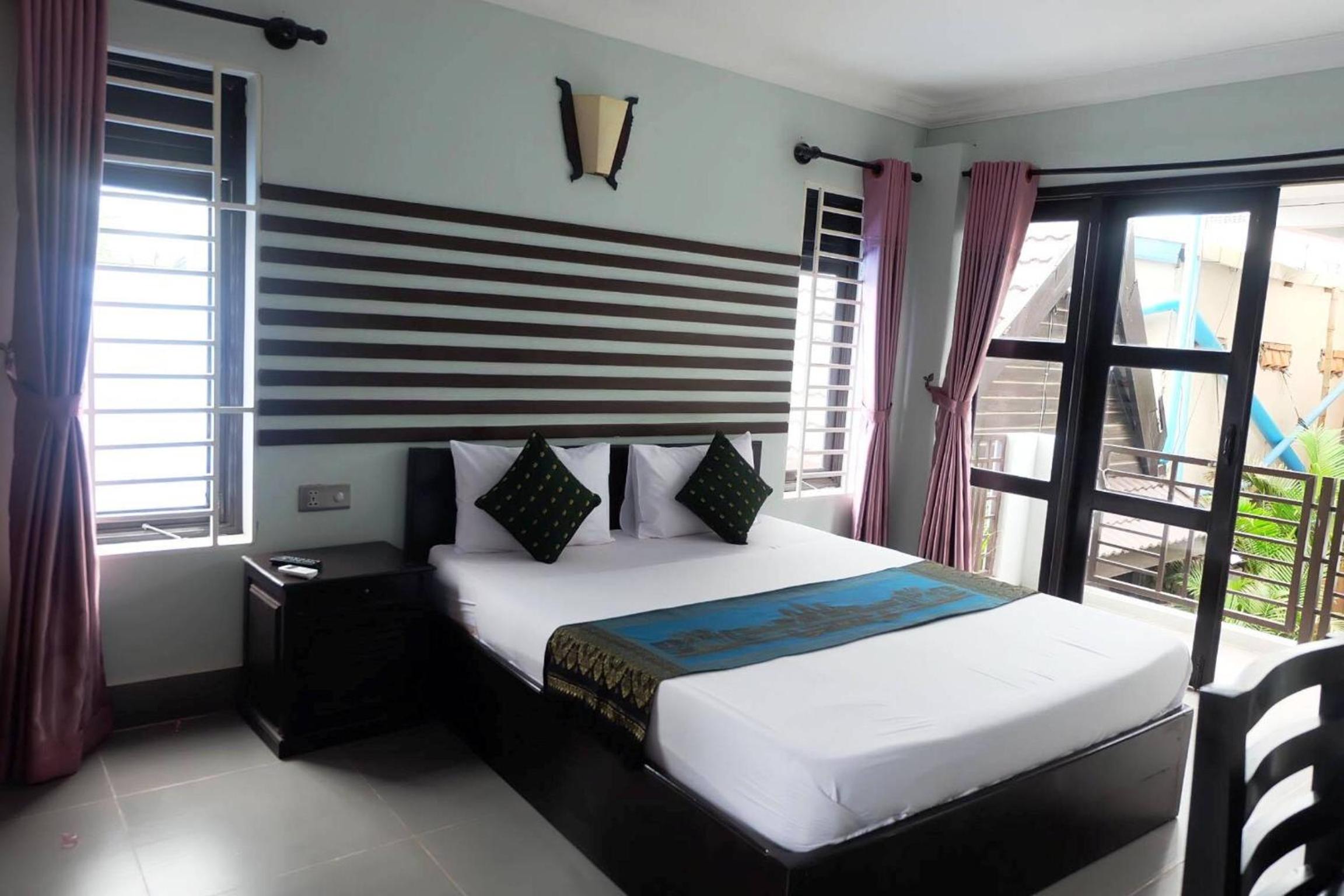 VIBOLA Guesthouse — photo 12