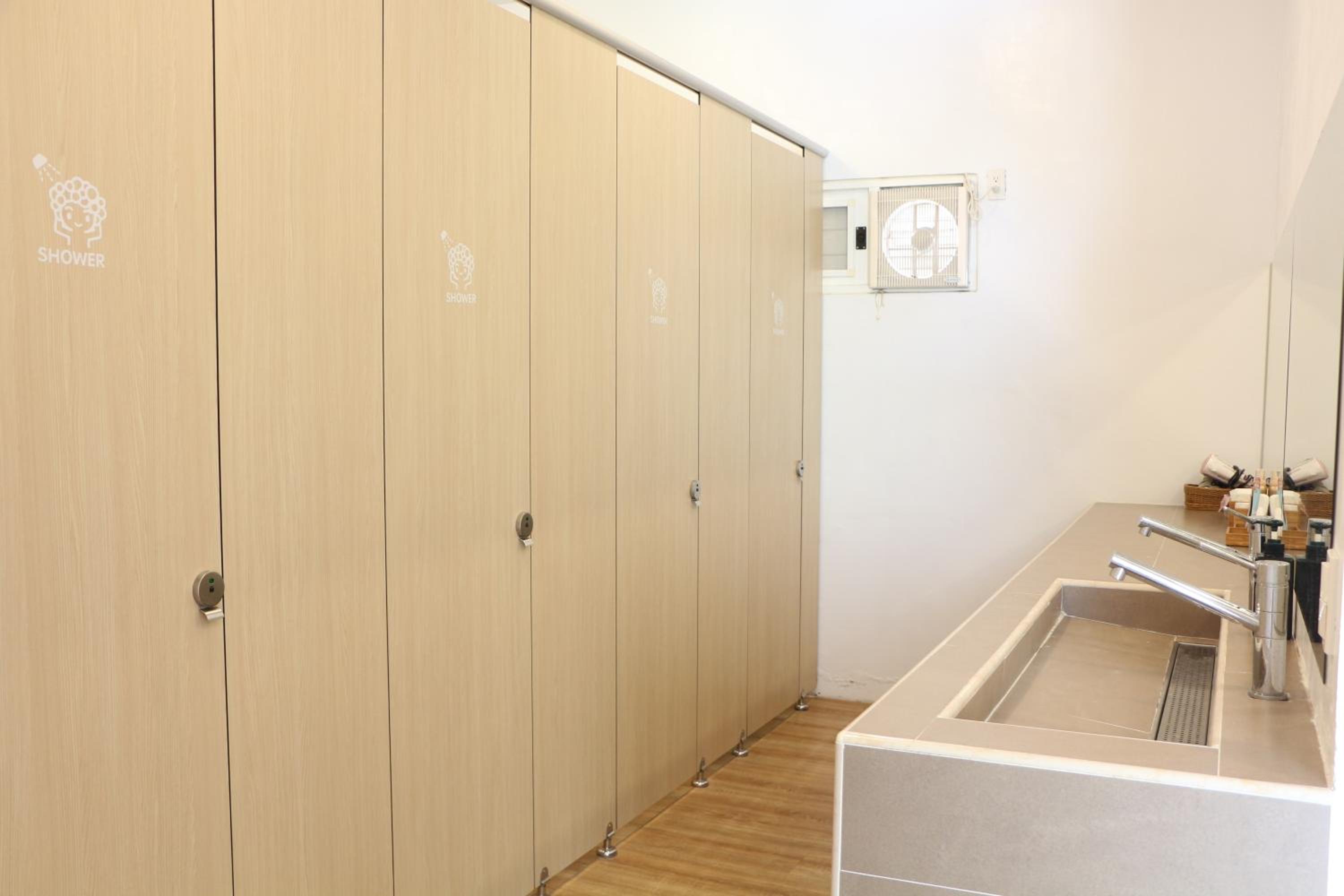 T-Life Hostel