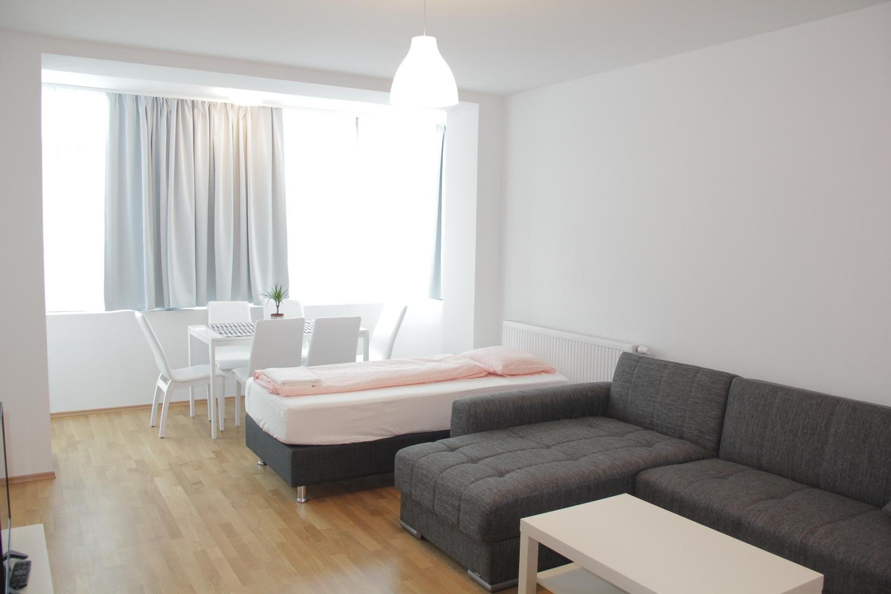 Hauptbahnhof Rooms