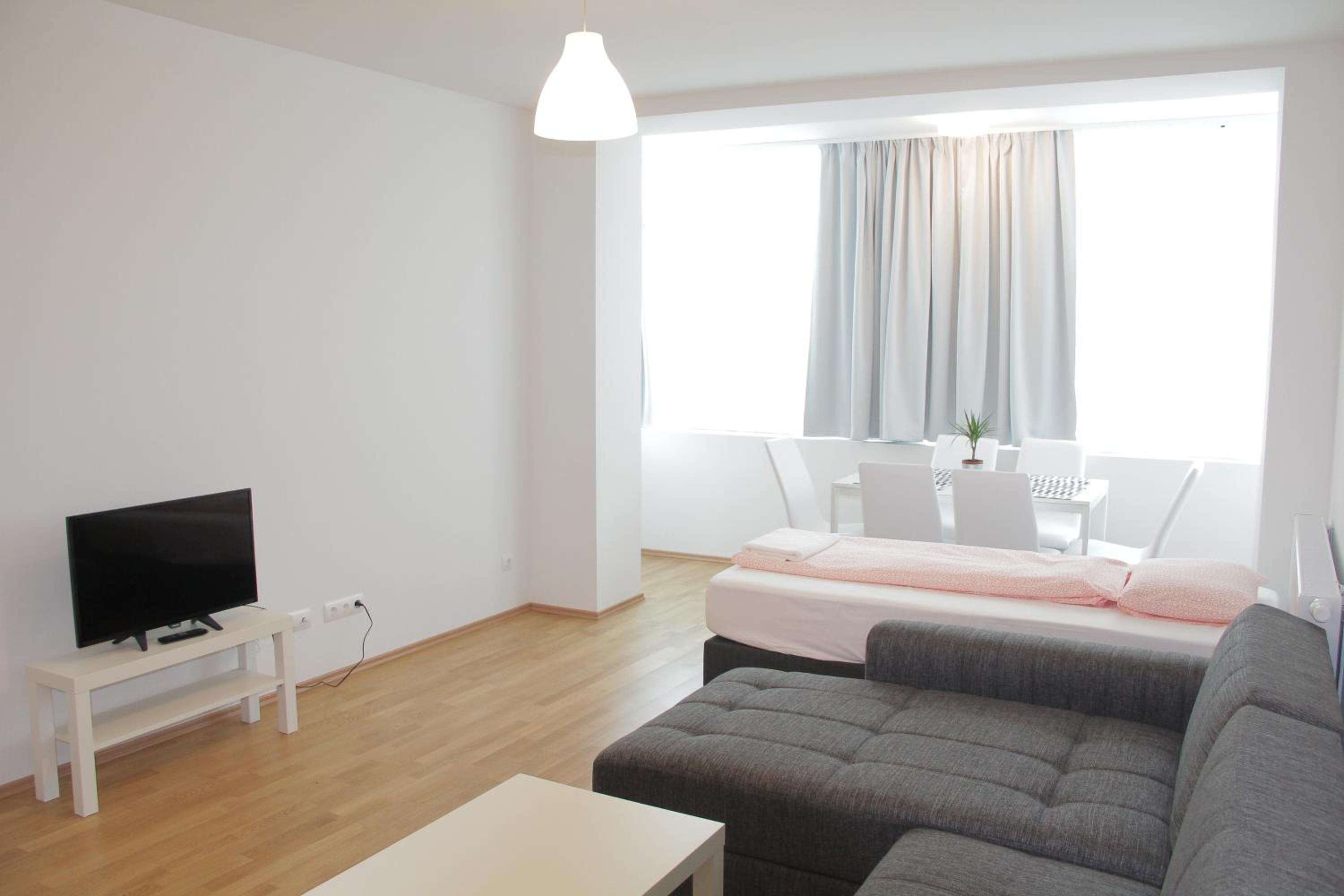 Hauptbahnhof Rooms