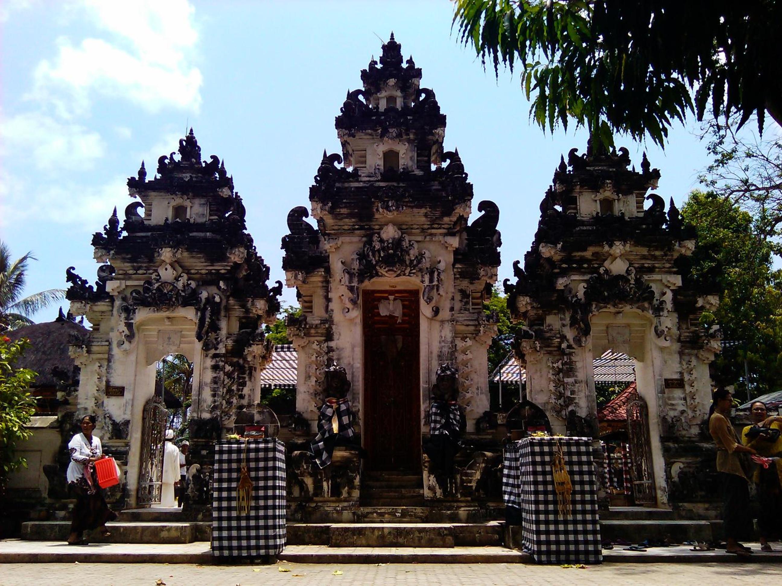 Deva Devi Beach Inn Luxury