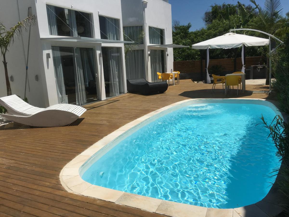 Stylish Beach House with pool