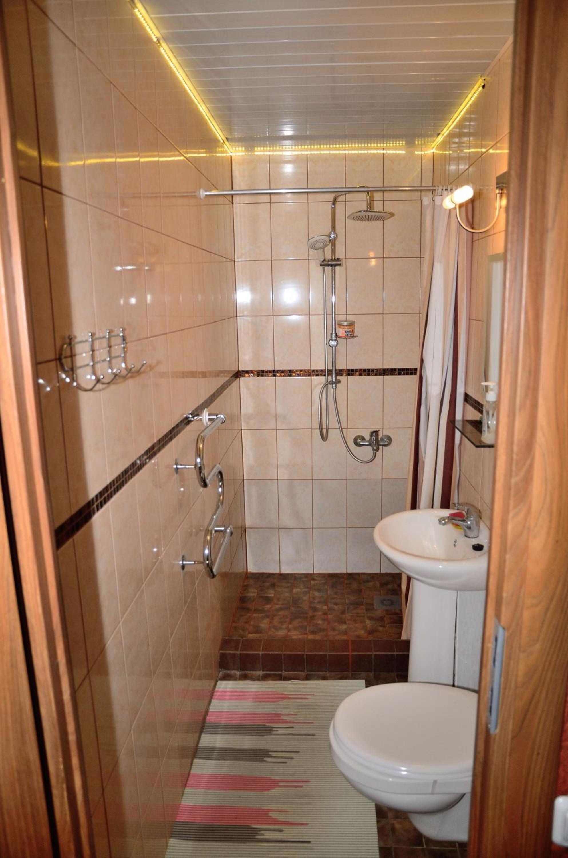 Tallinn Vacations - Oti Guesthouse - Property Image 8