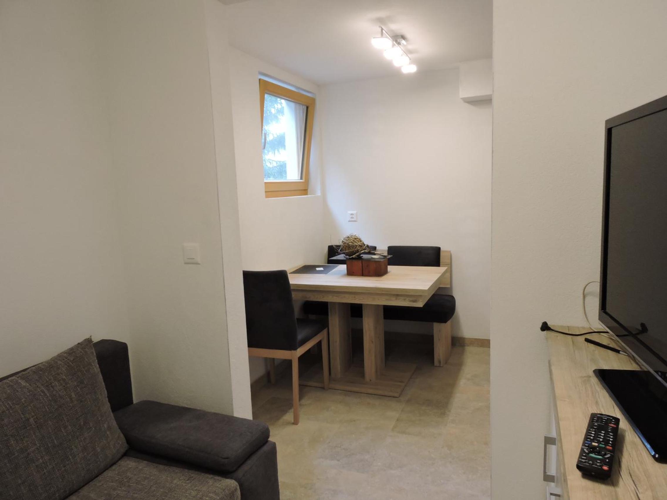 Photo 42
