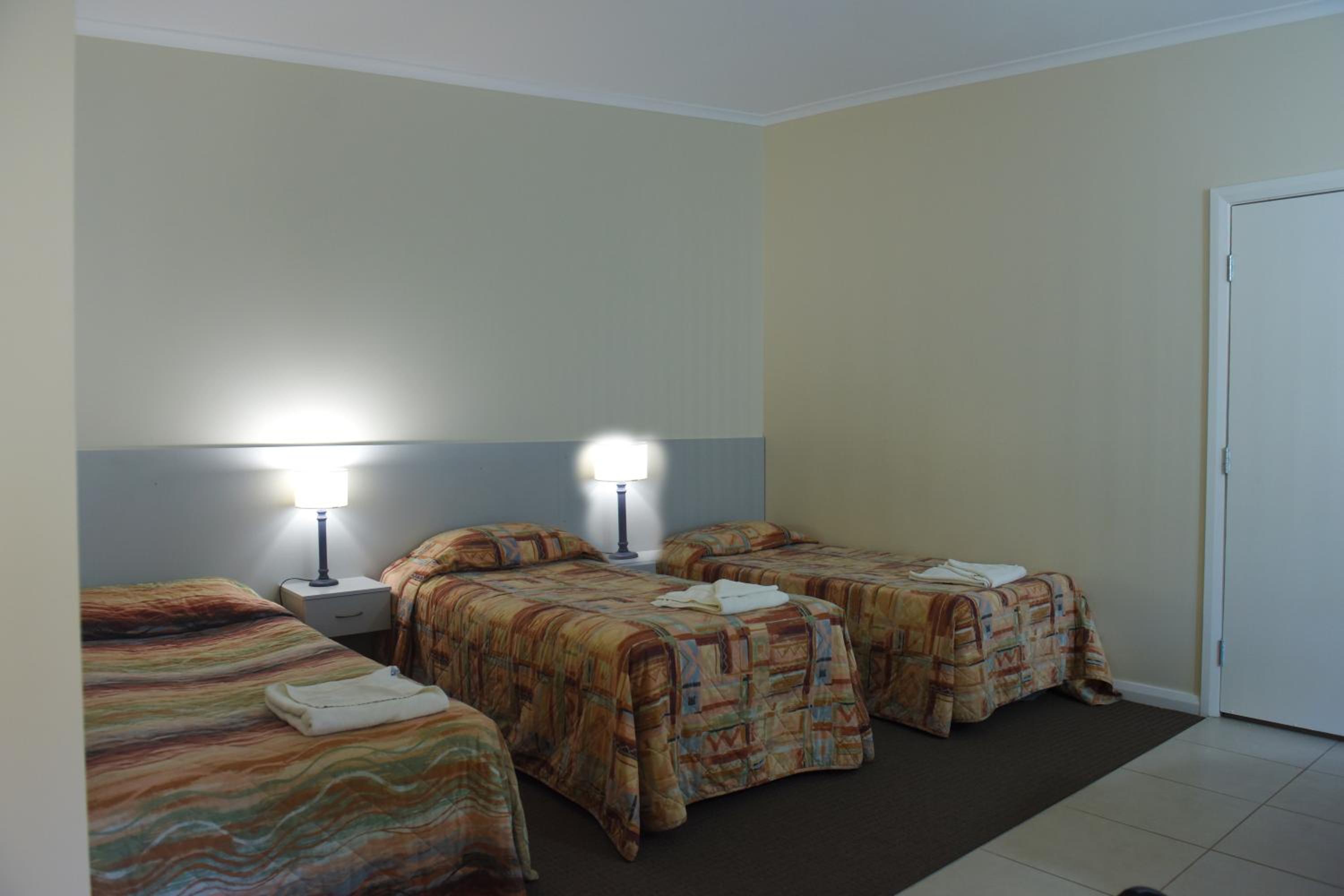 Mia Motel