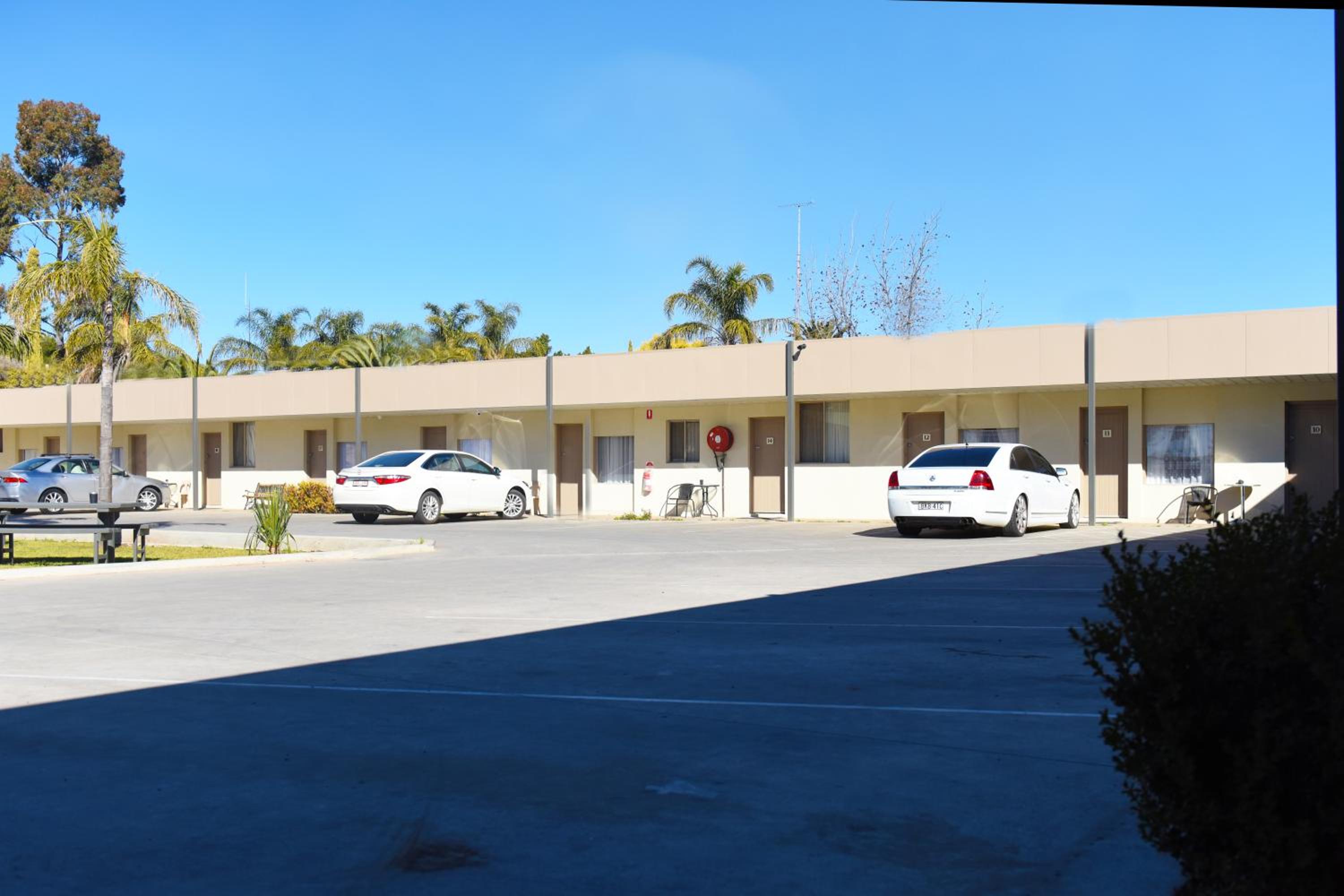 Mia Motel