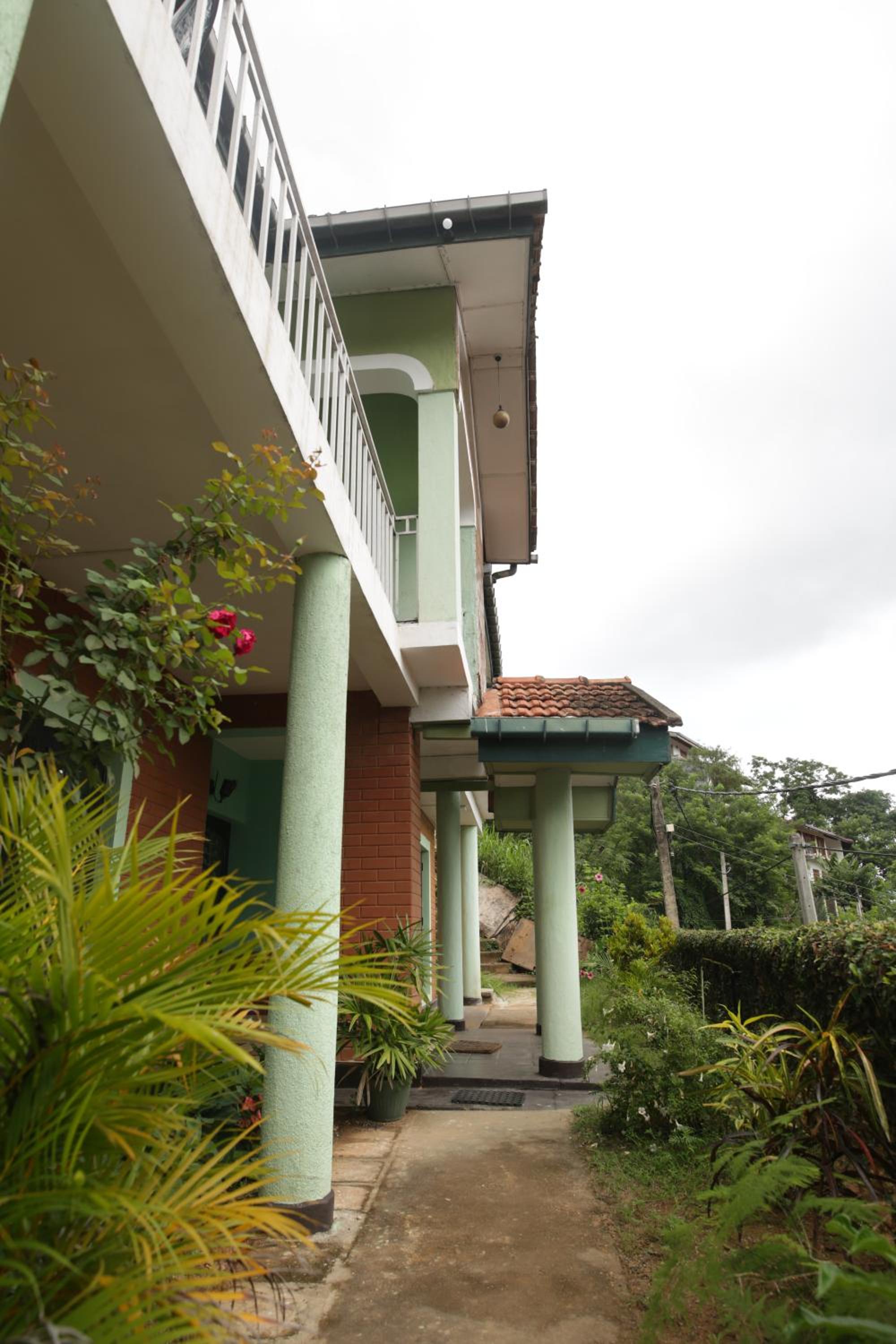Araliya Holiday Bungalow