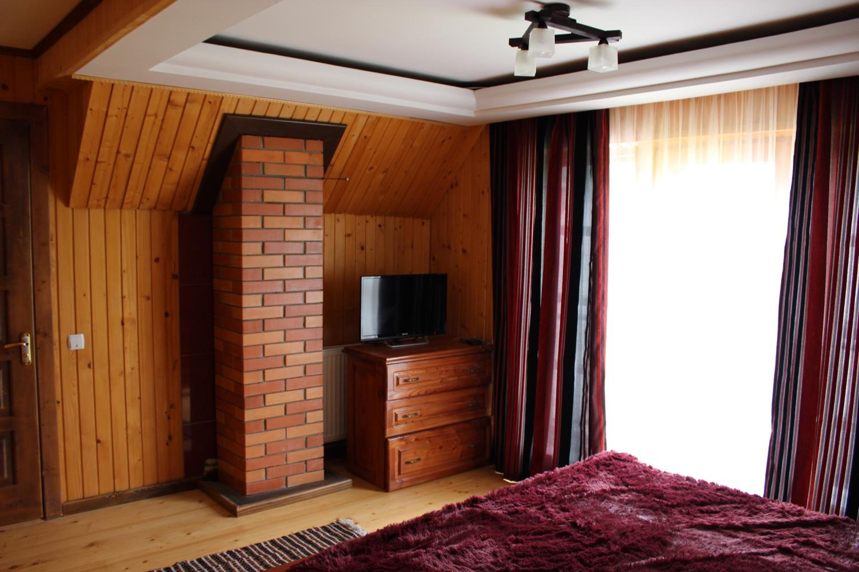 Photo 47