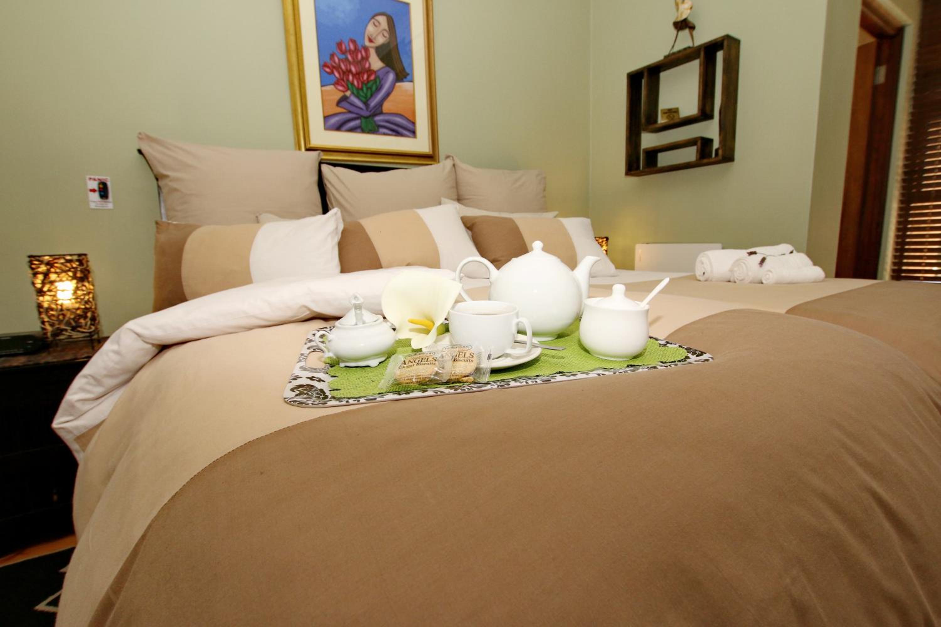 Summer Garden Guest House (The Palms)