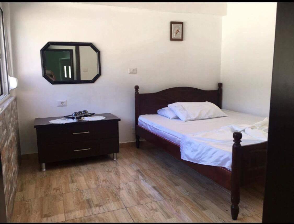 Vieri apartments