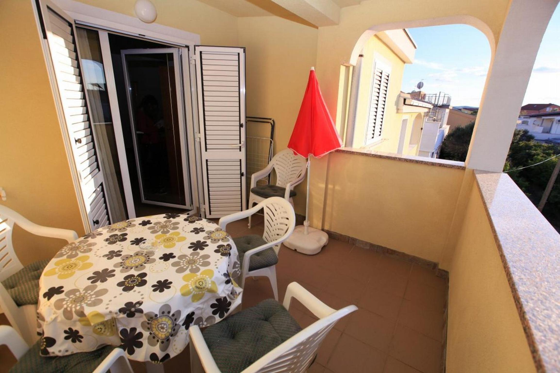 Apartments Franc view 3