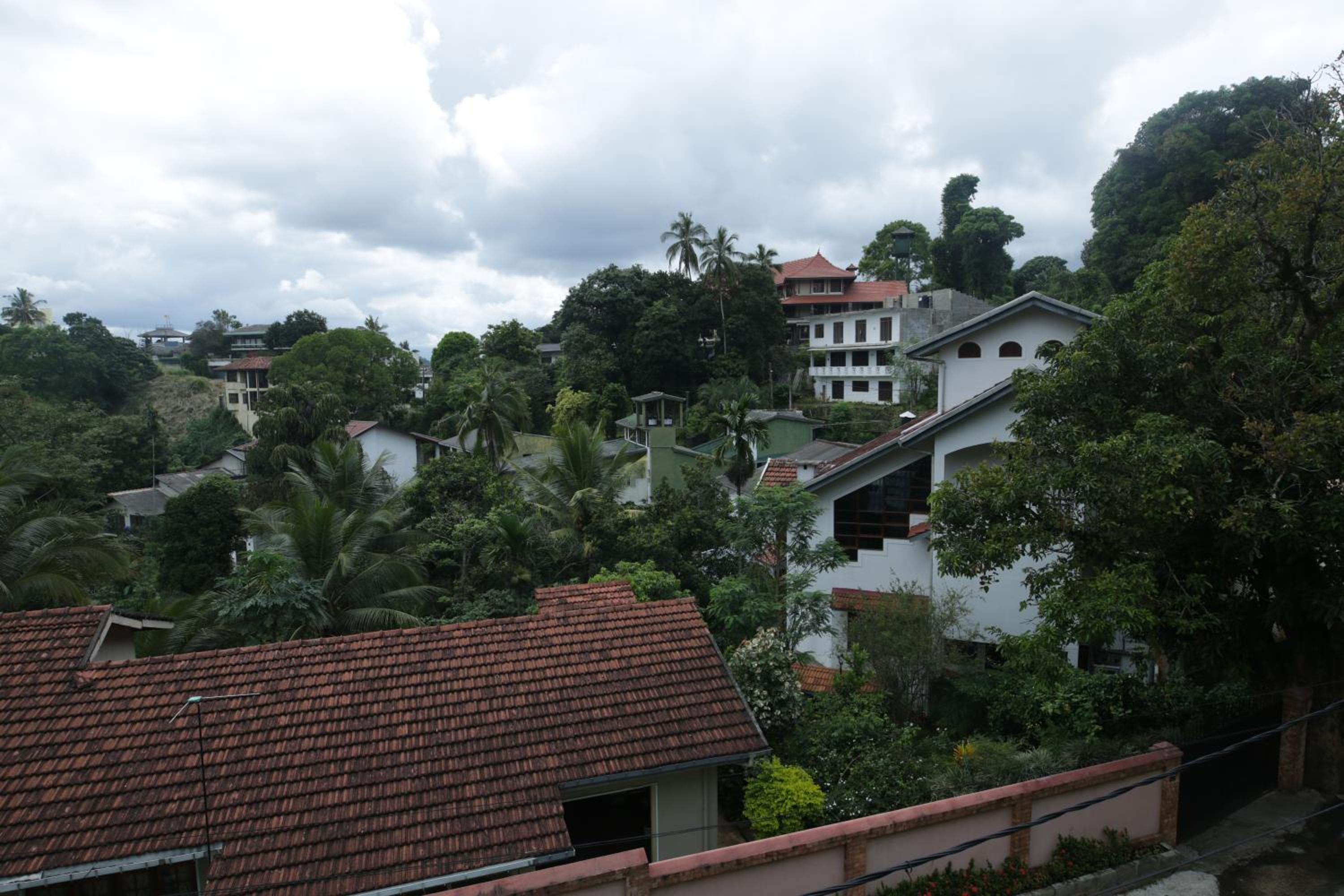 Araliya Holiday Bungalow
