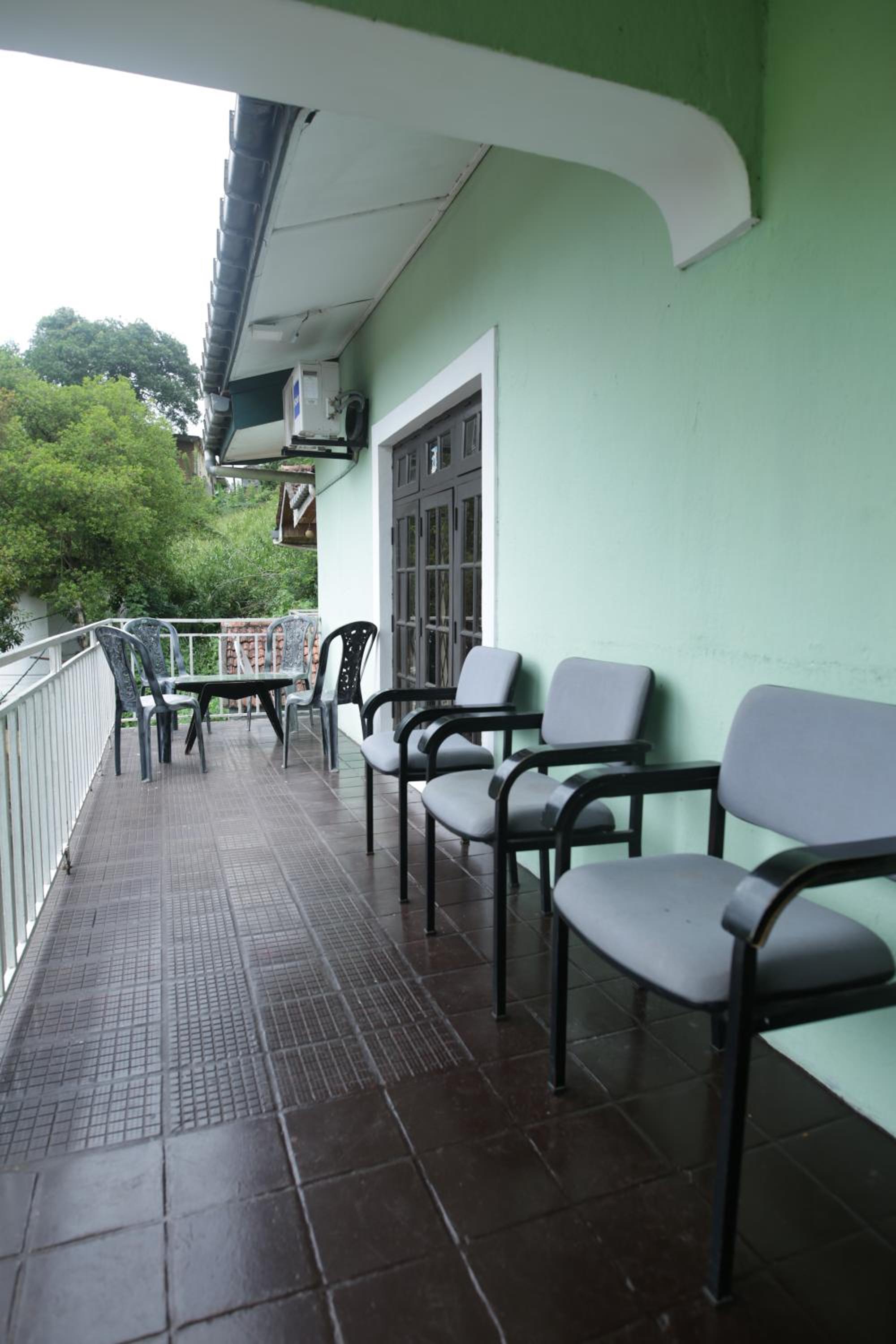 Araliya Holiday Bungalow