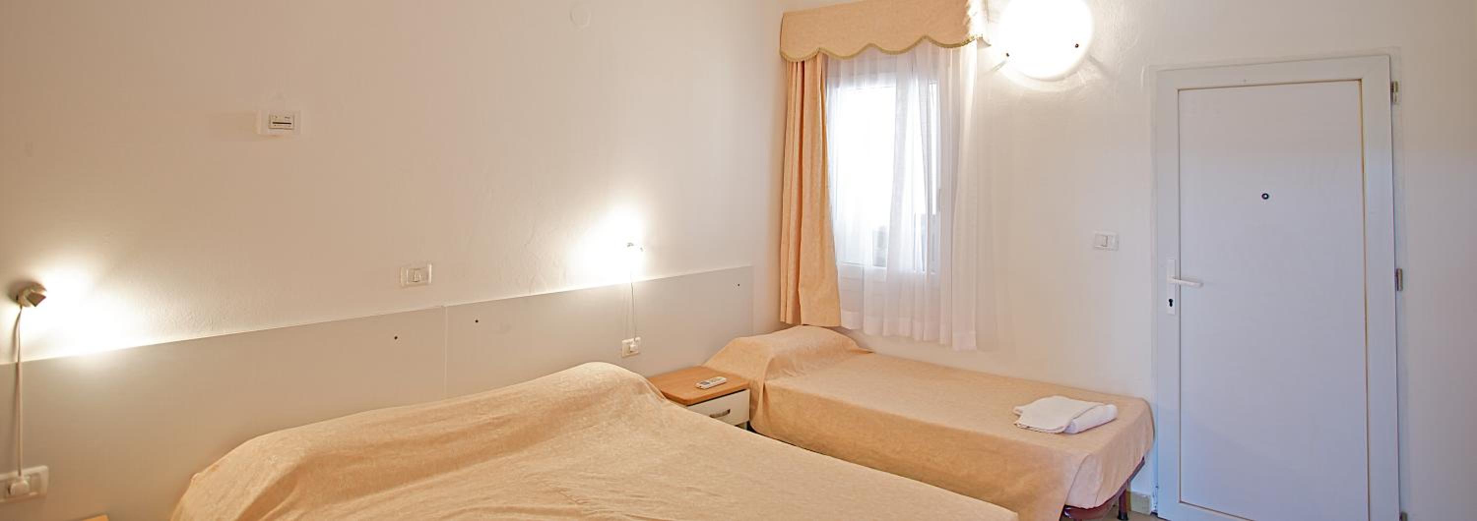 Kazela Apartments