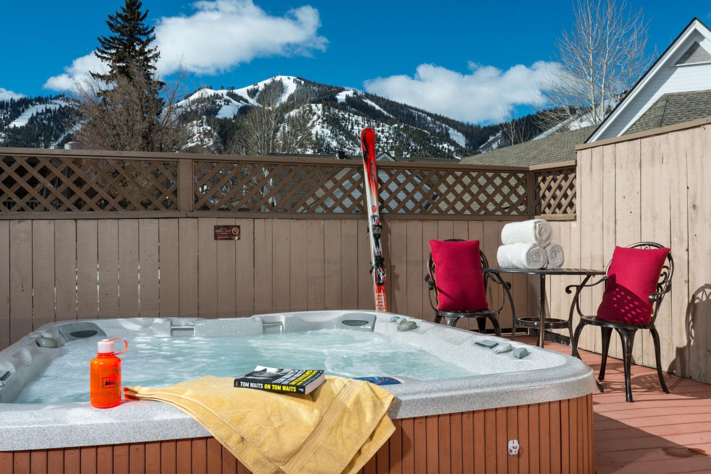 Ketchum Vacations - Tamarack Lodge - Property Image 2