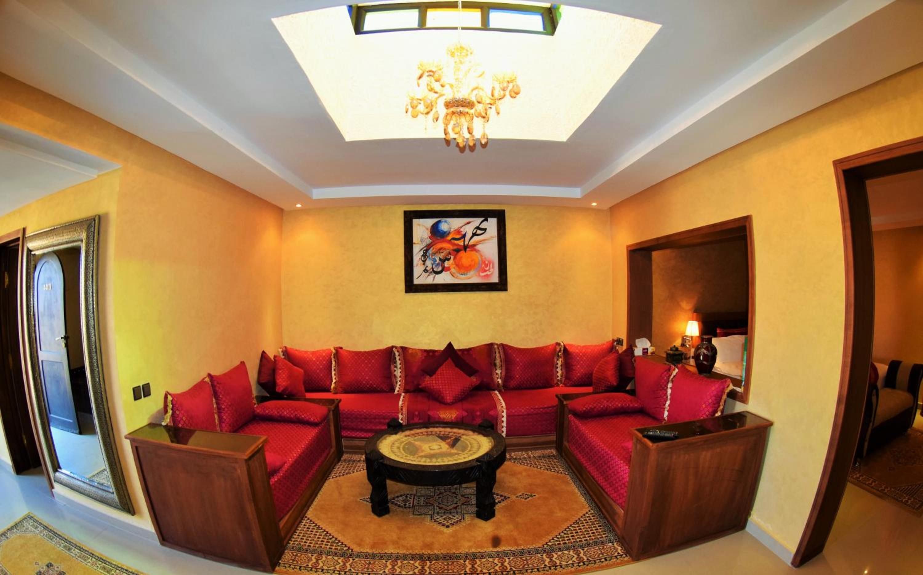 Palm's Hotel Club