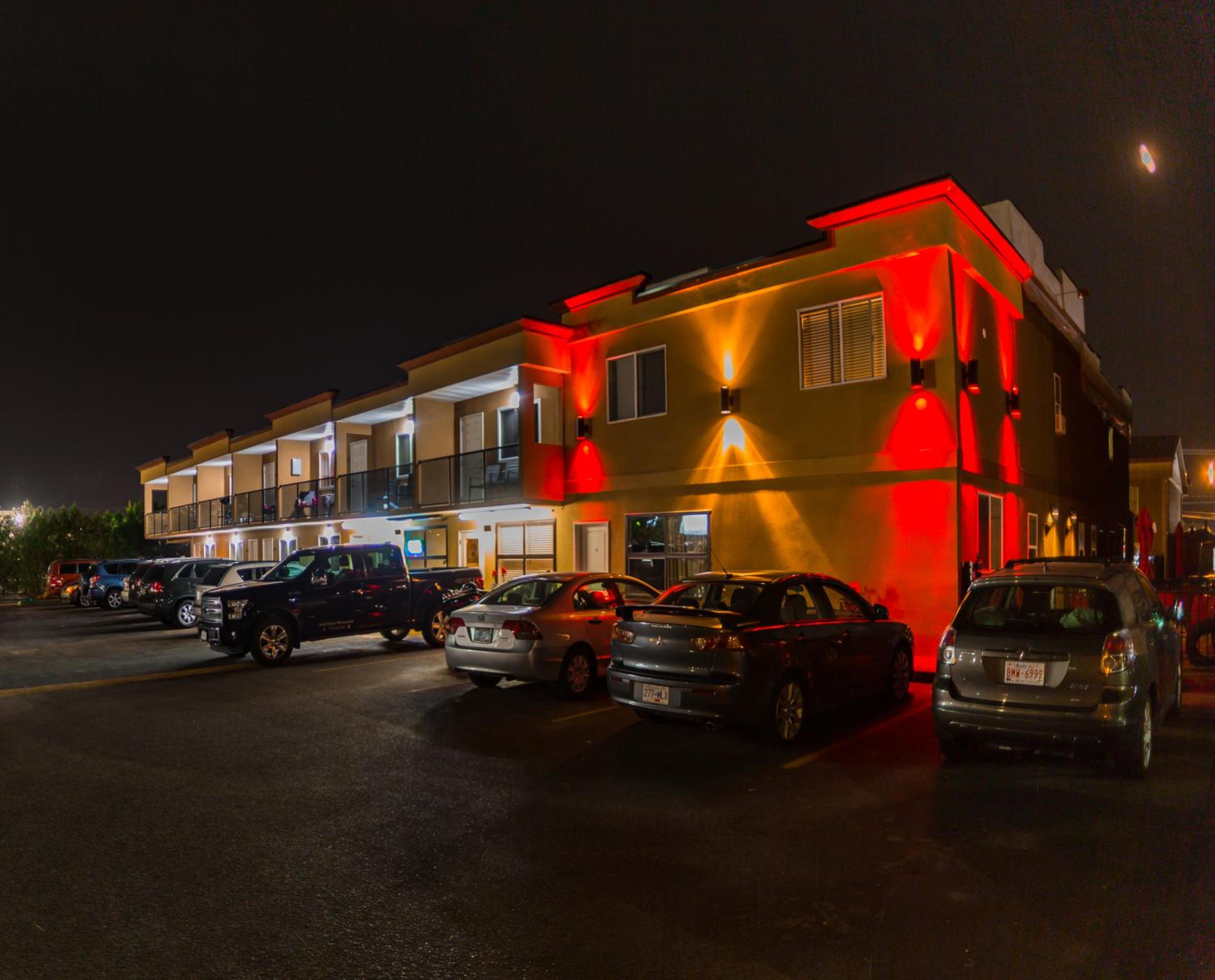 Sahara Courtyard Inn Penticton