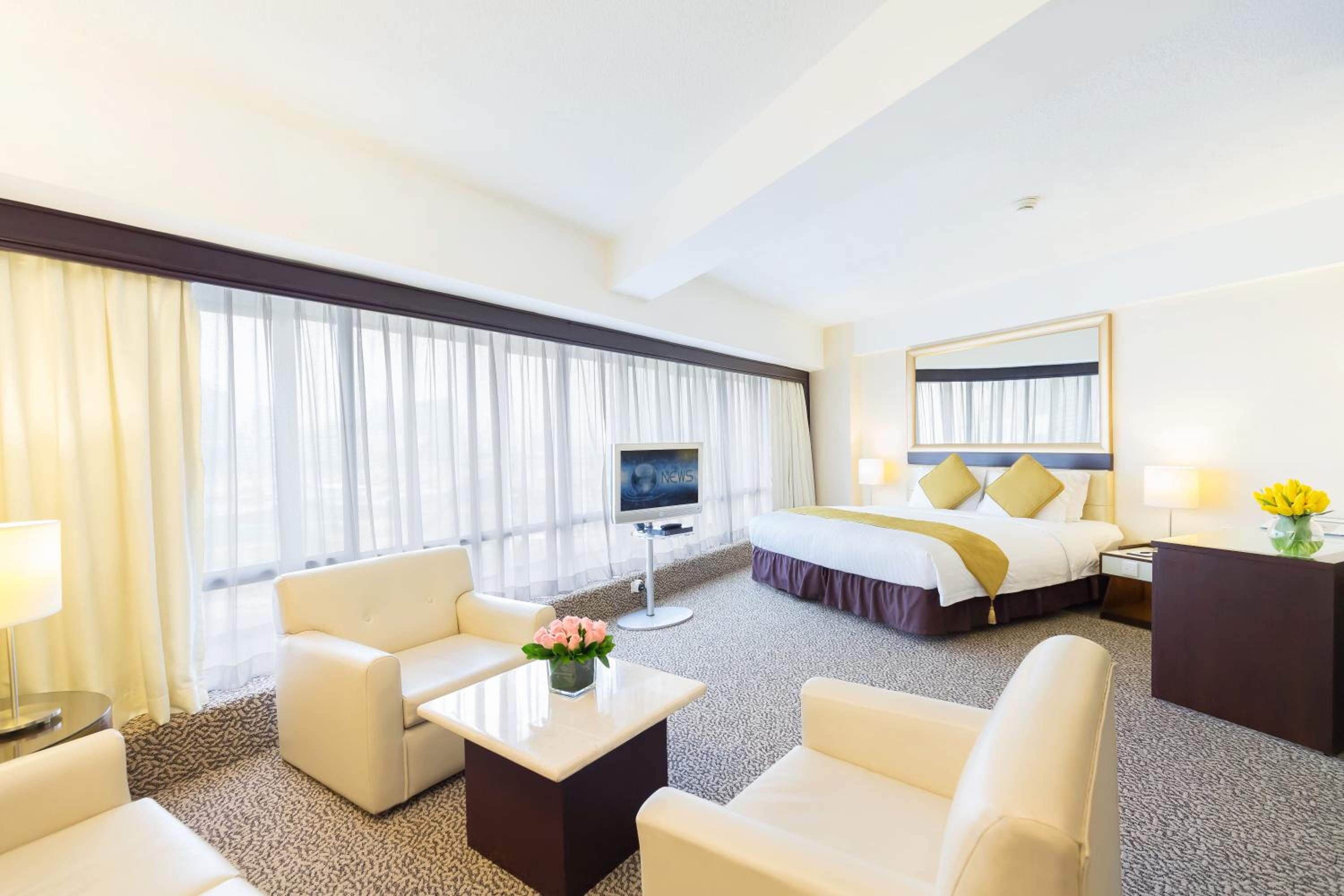 Regal Oriental Hotel