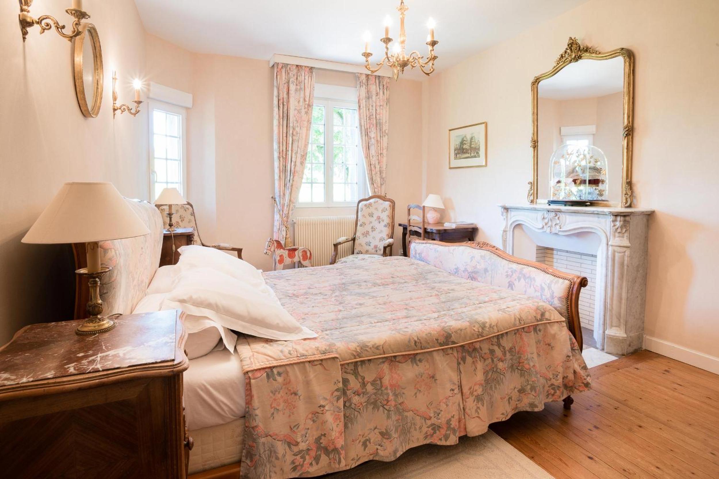 Manoir de Sens view 3