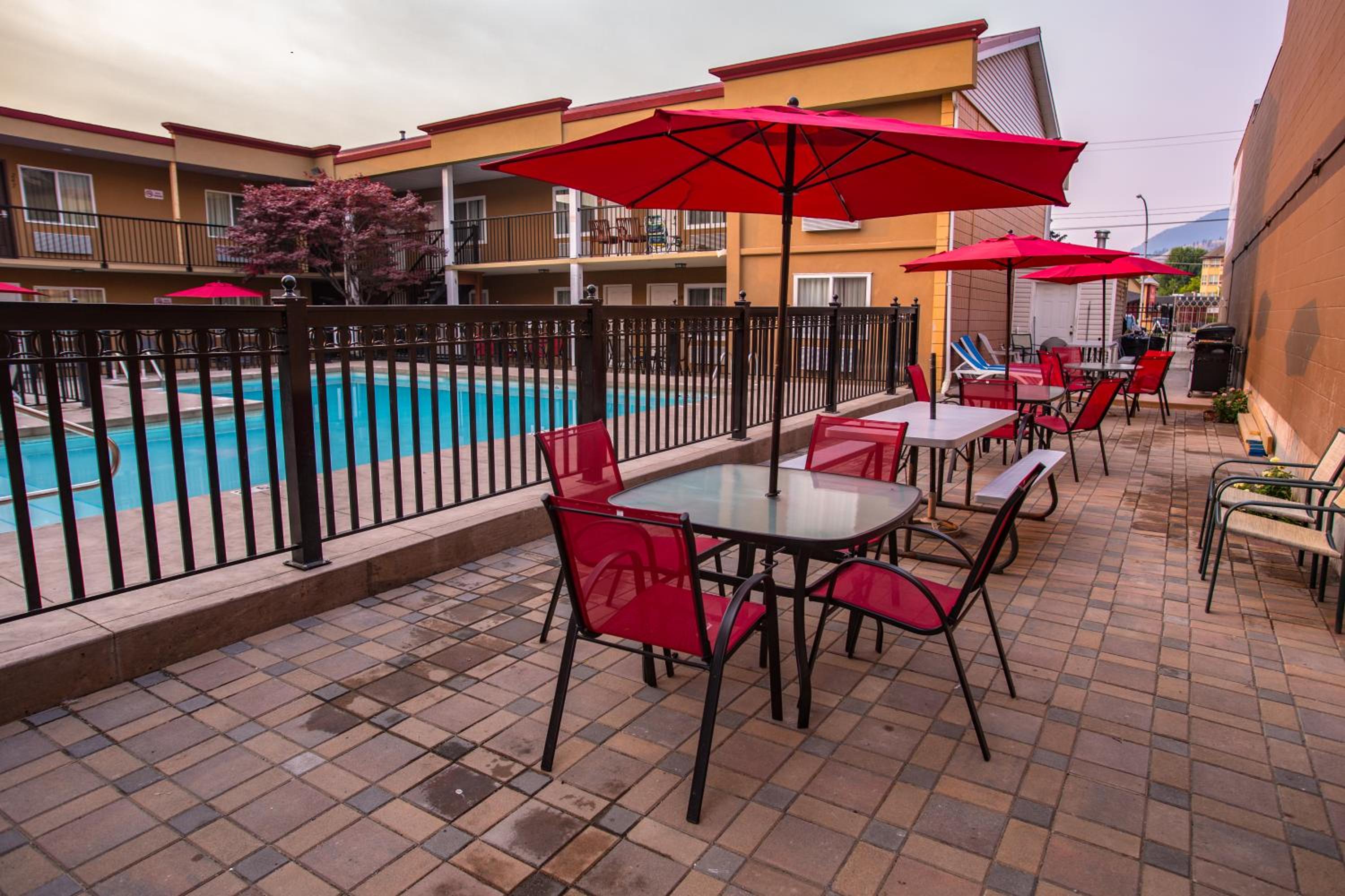Sahara Courtyard Inn Penticton