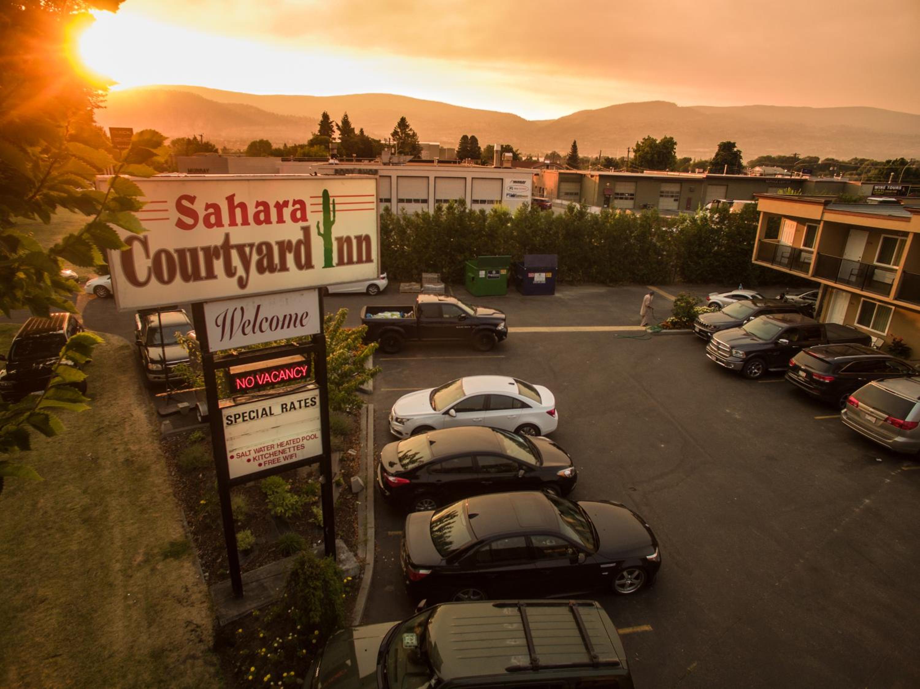 Sahara Courtyard Inn Penticton - Image 3