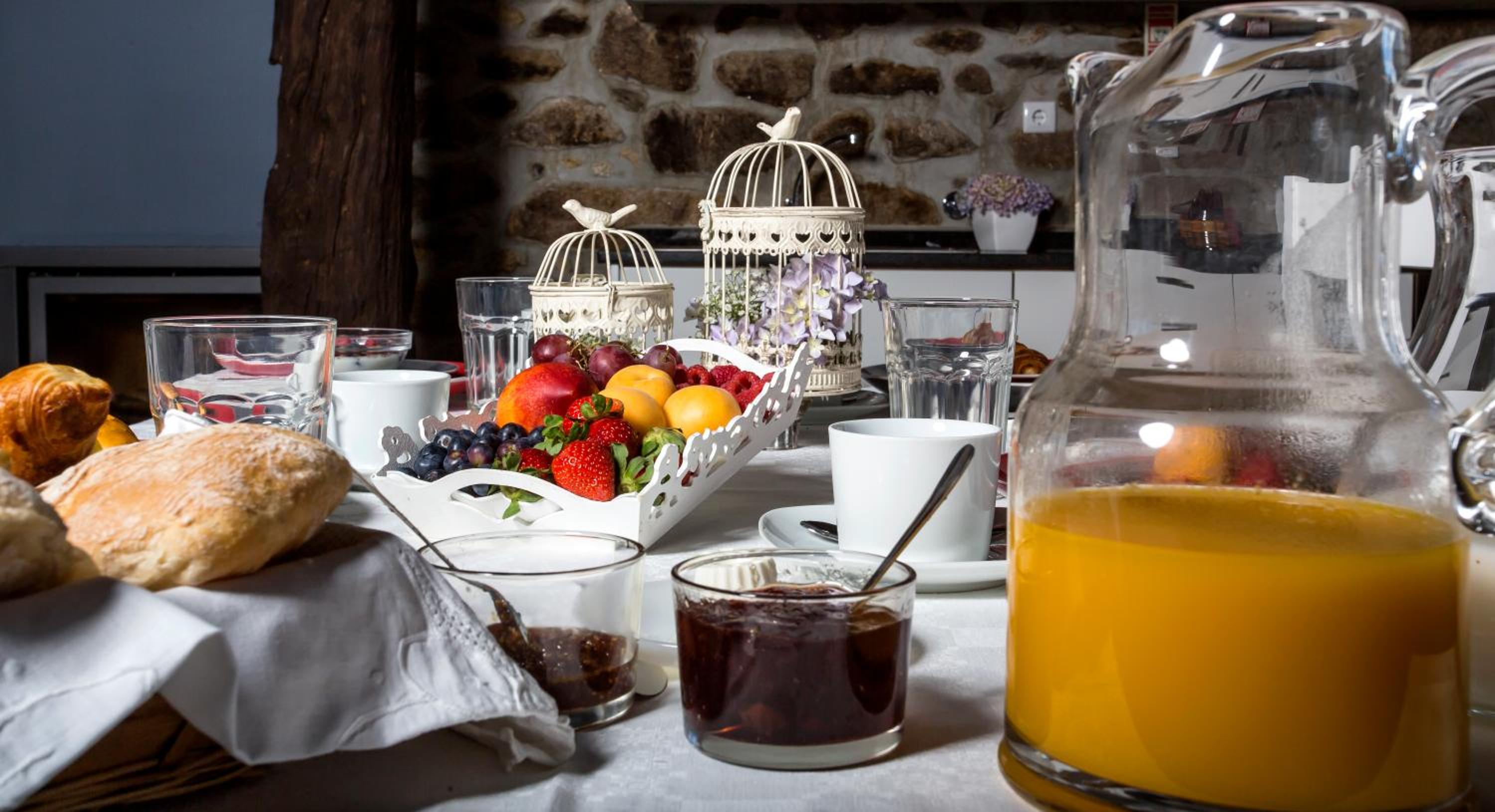 Casas Peralta - Amarela en Arouca — dining