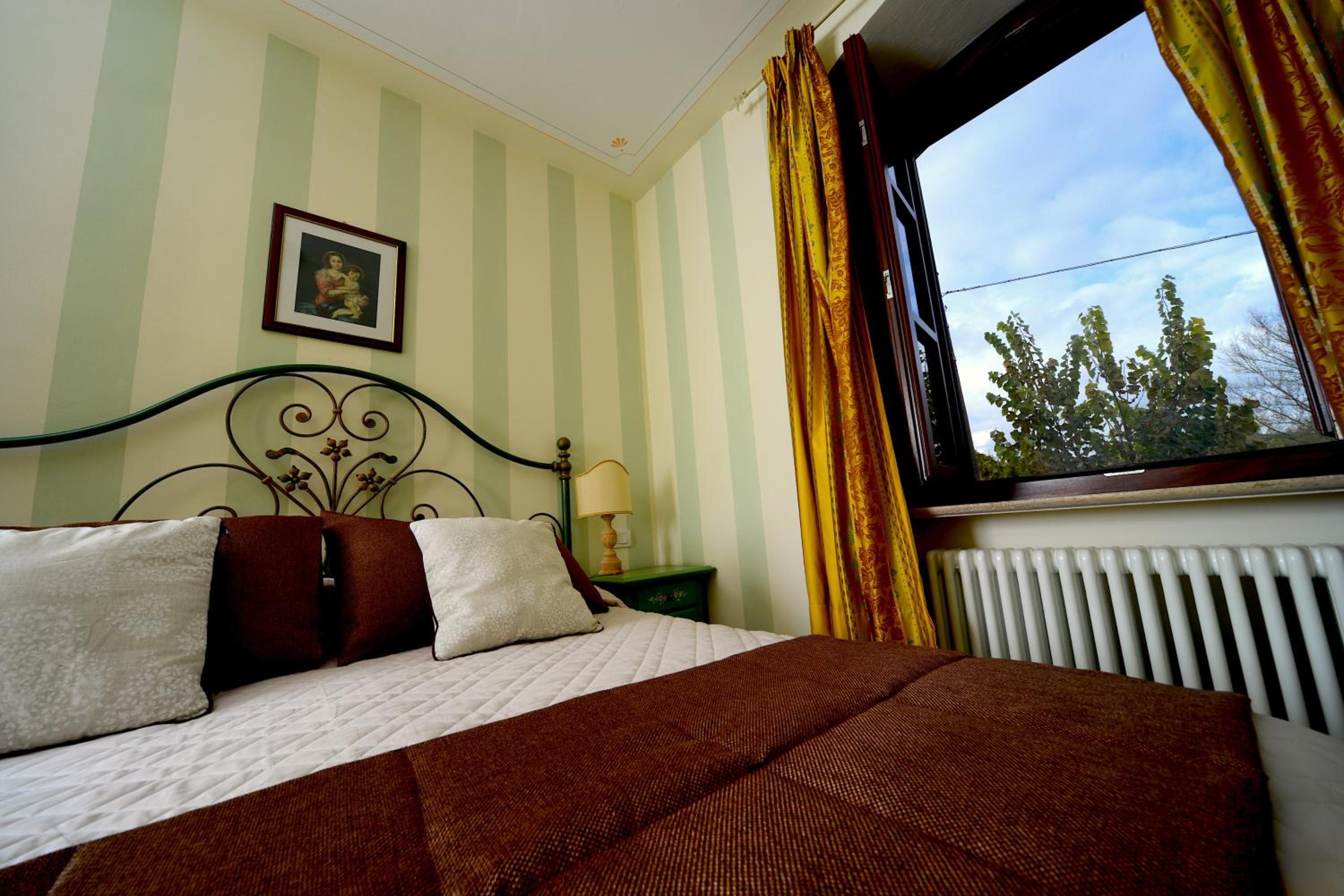 Residenze L'Uncinaia Holiday House