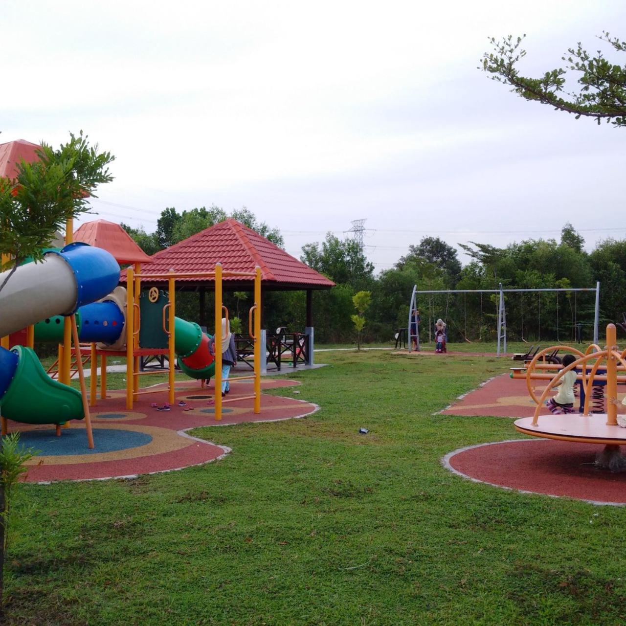 Photo 12