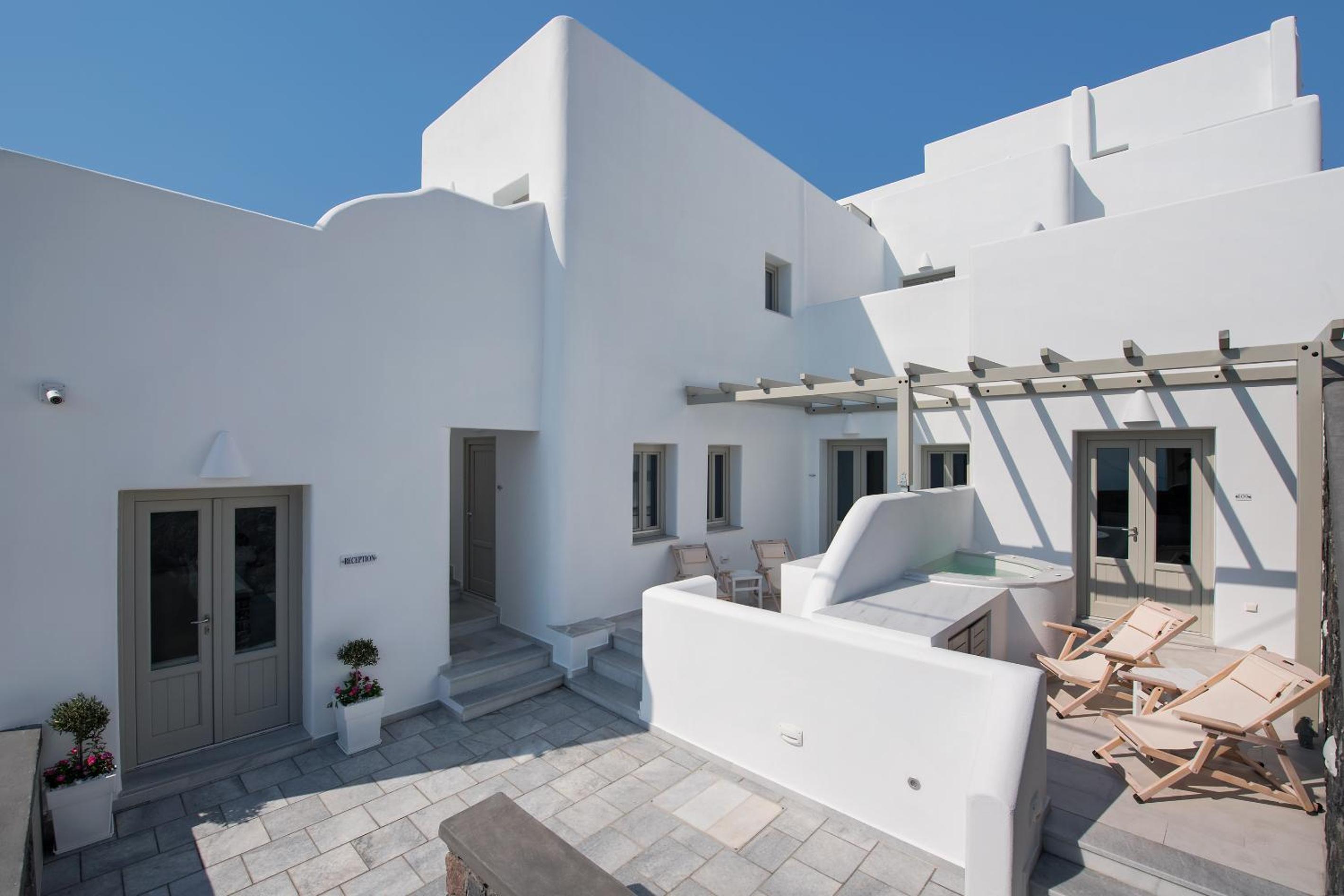 Altemar Suites