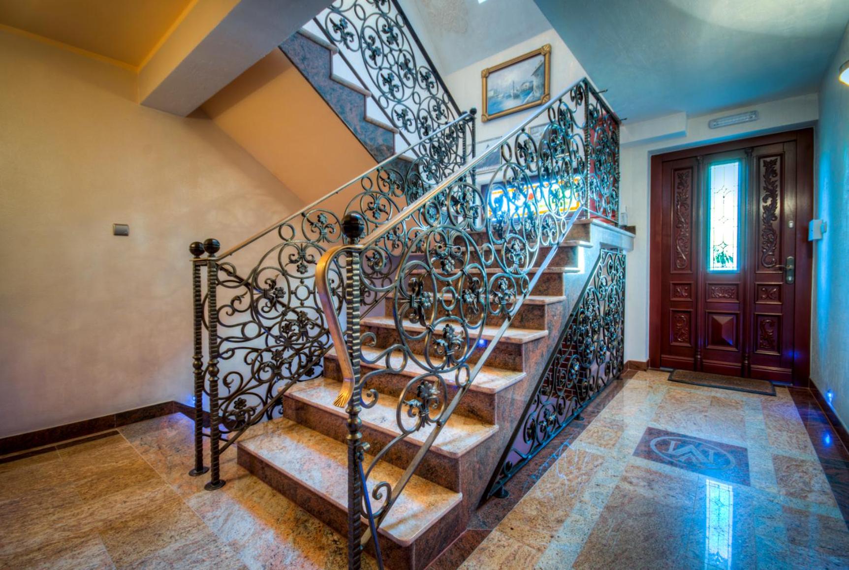 Villa Meridian view 5